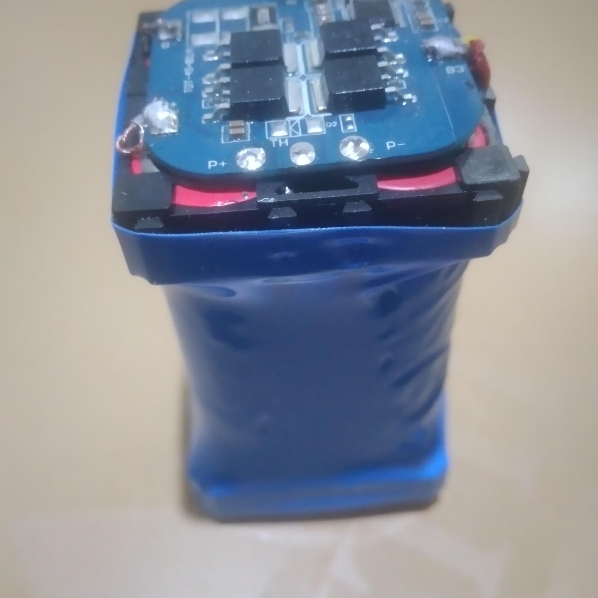 پک باتری 14.4 ولت 4 آمپر لیتیوم یون دریل شارژی