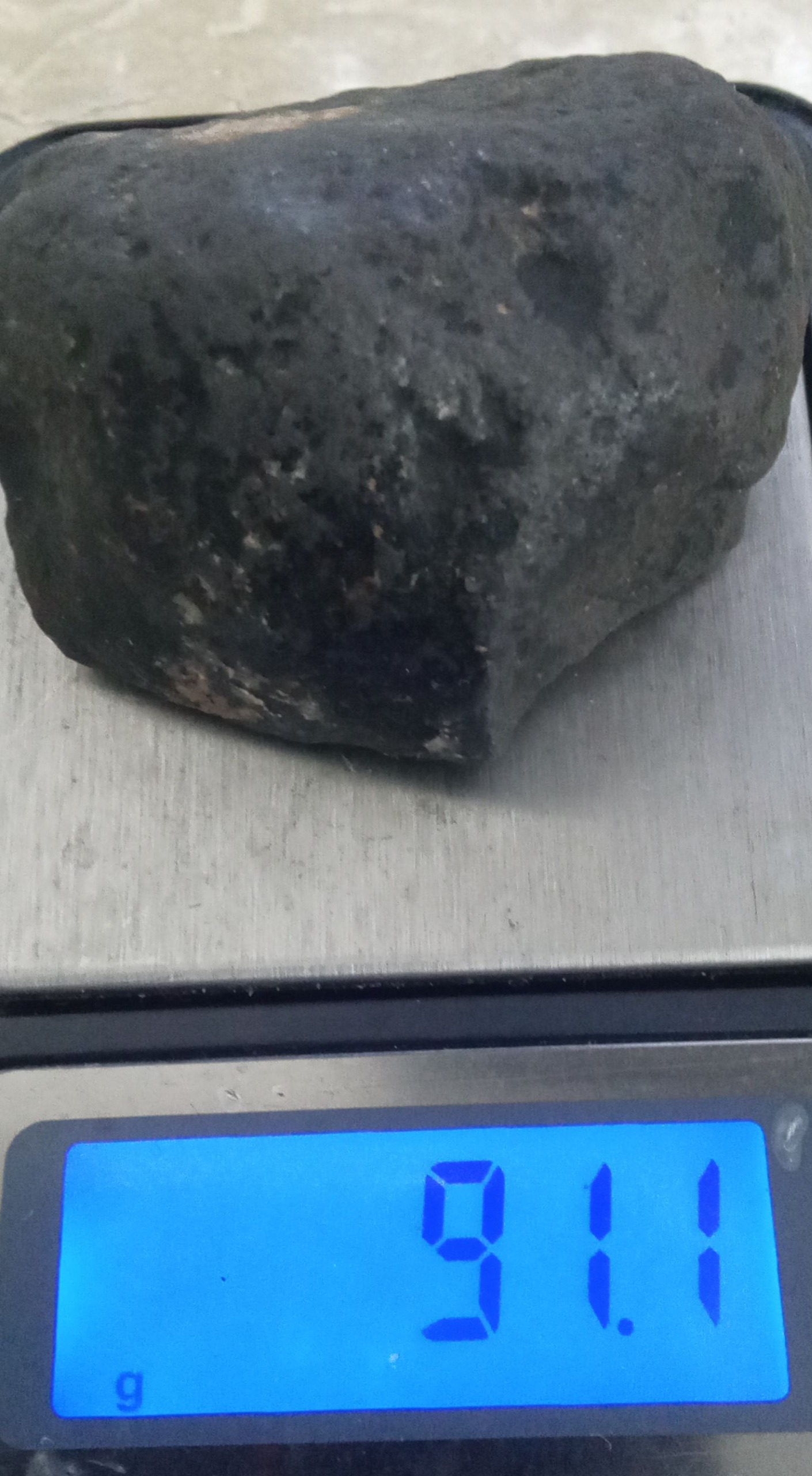 سنگ مشکوک به شهابسنگ توضیحات