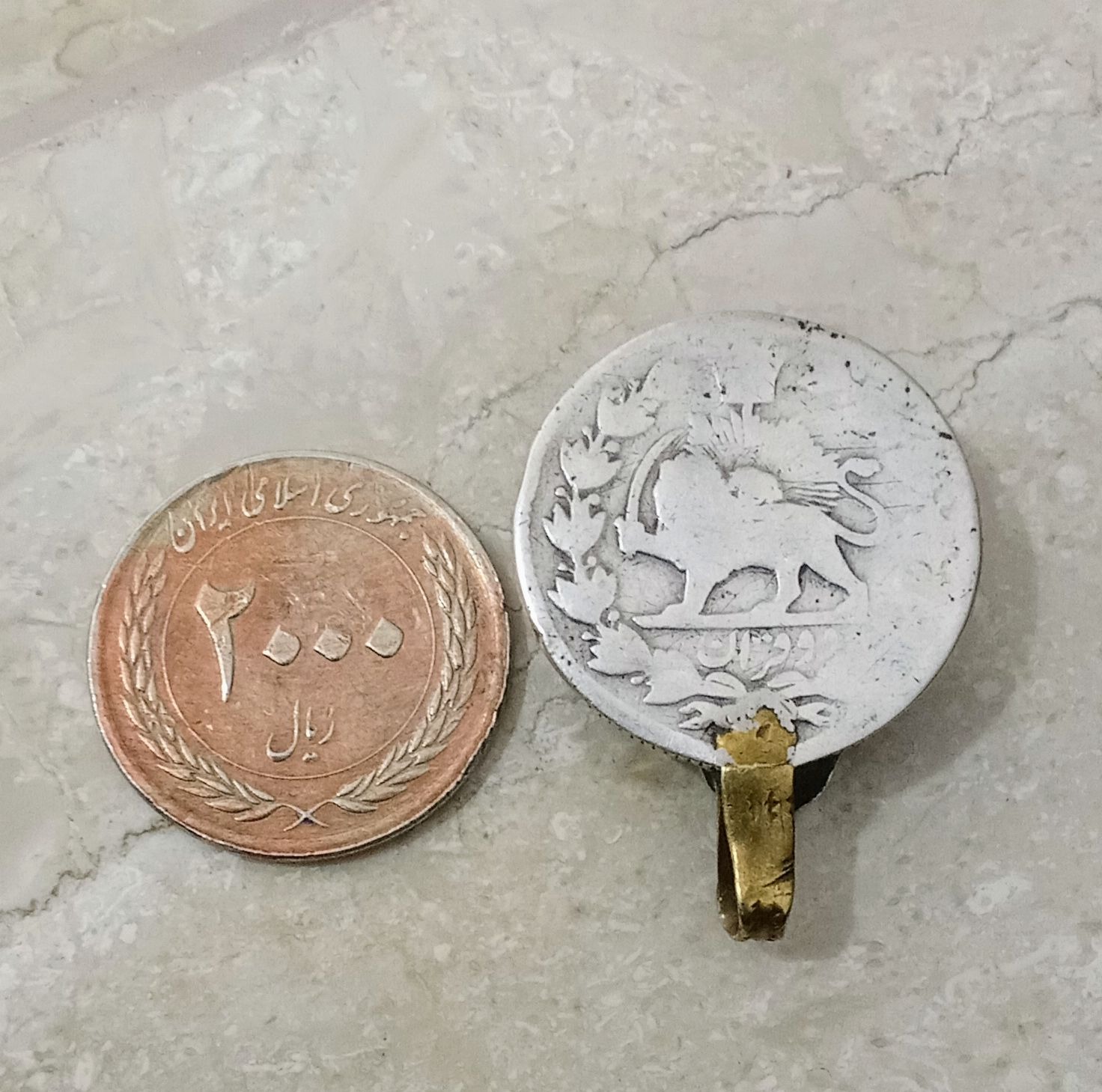 دوقران نقره آویز قدیمی