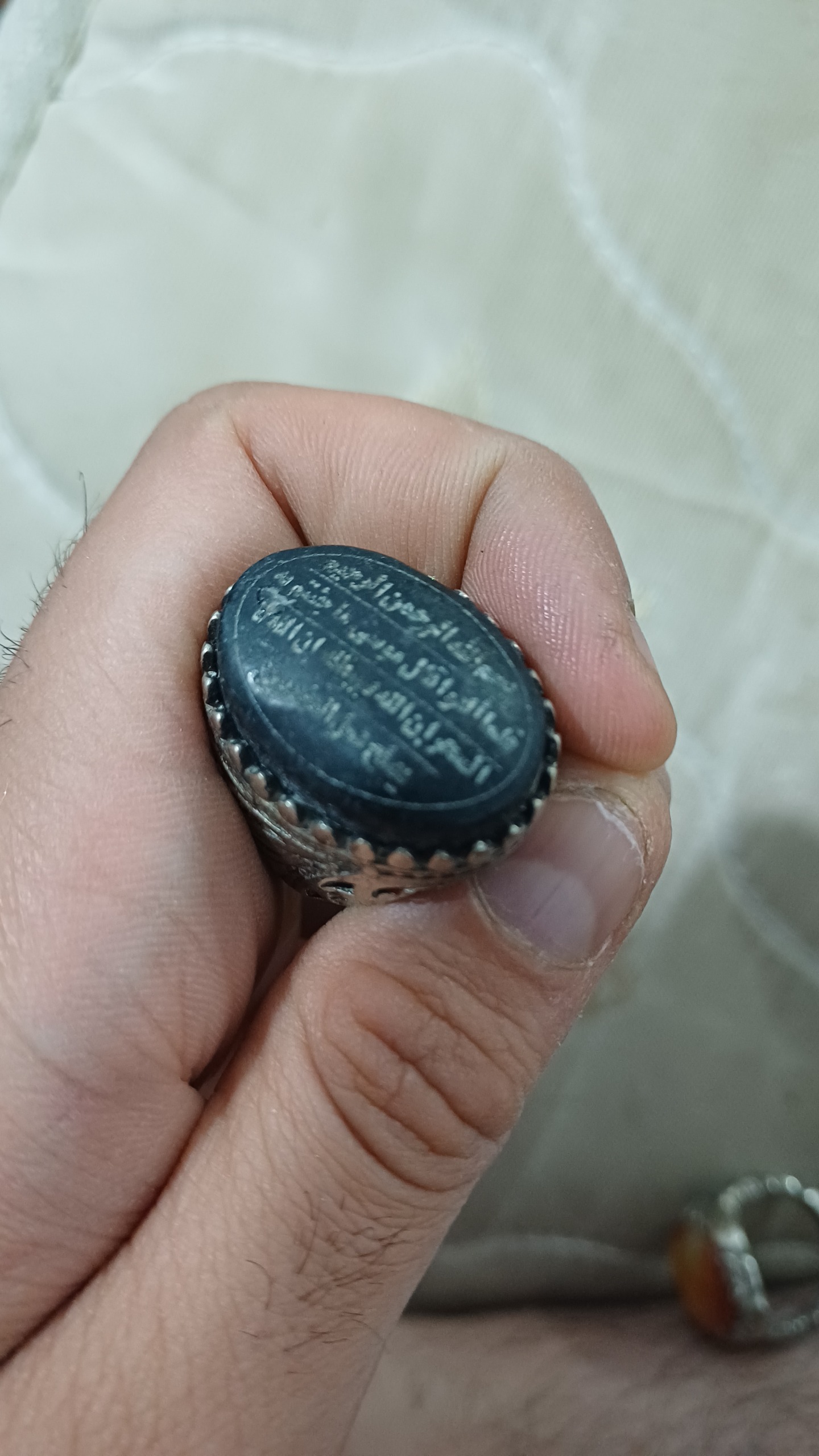 انگشتر حدید با حکاکی