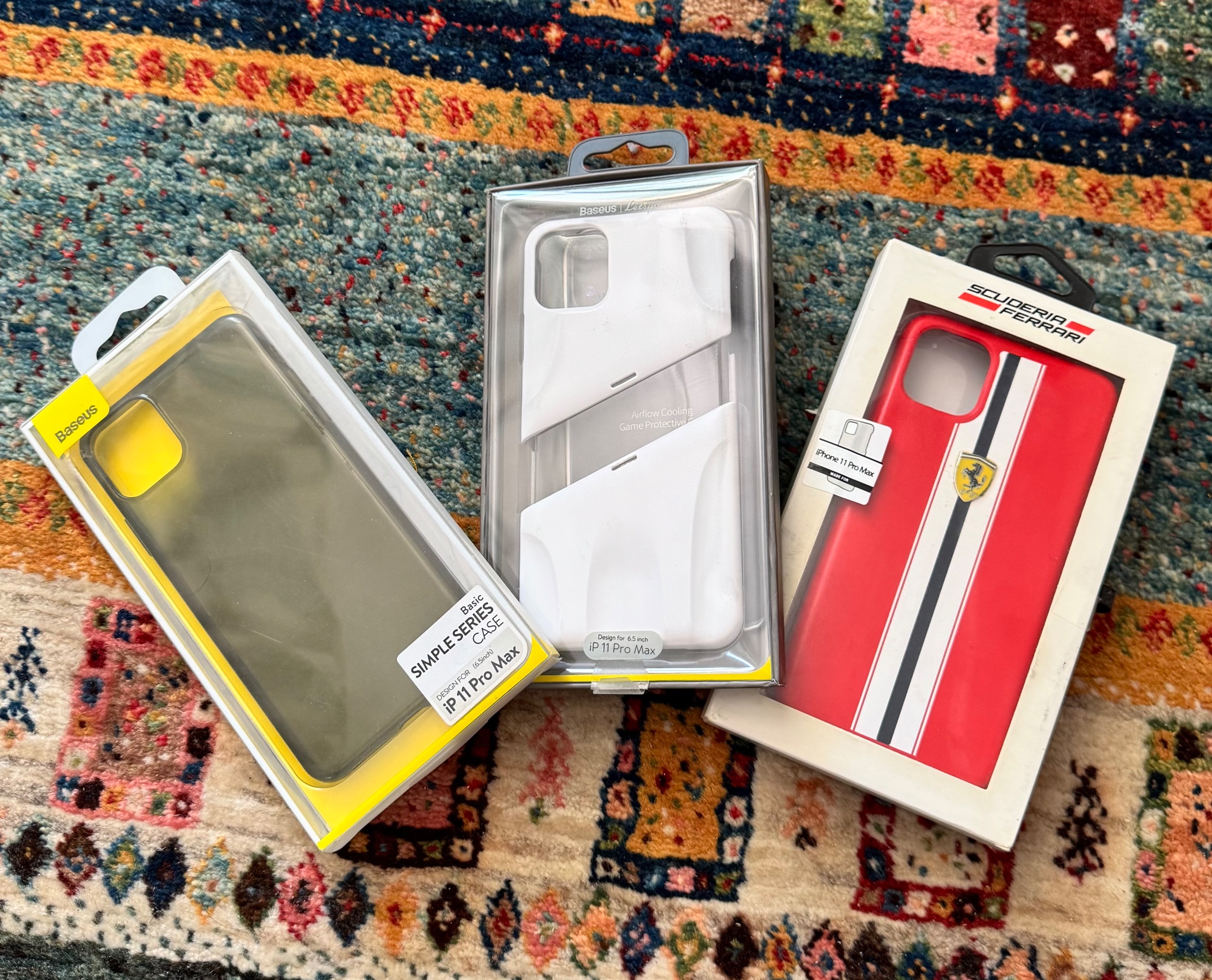 3 عدد قاب مناسب iphone 11 pro max