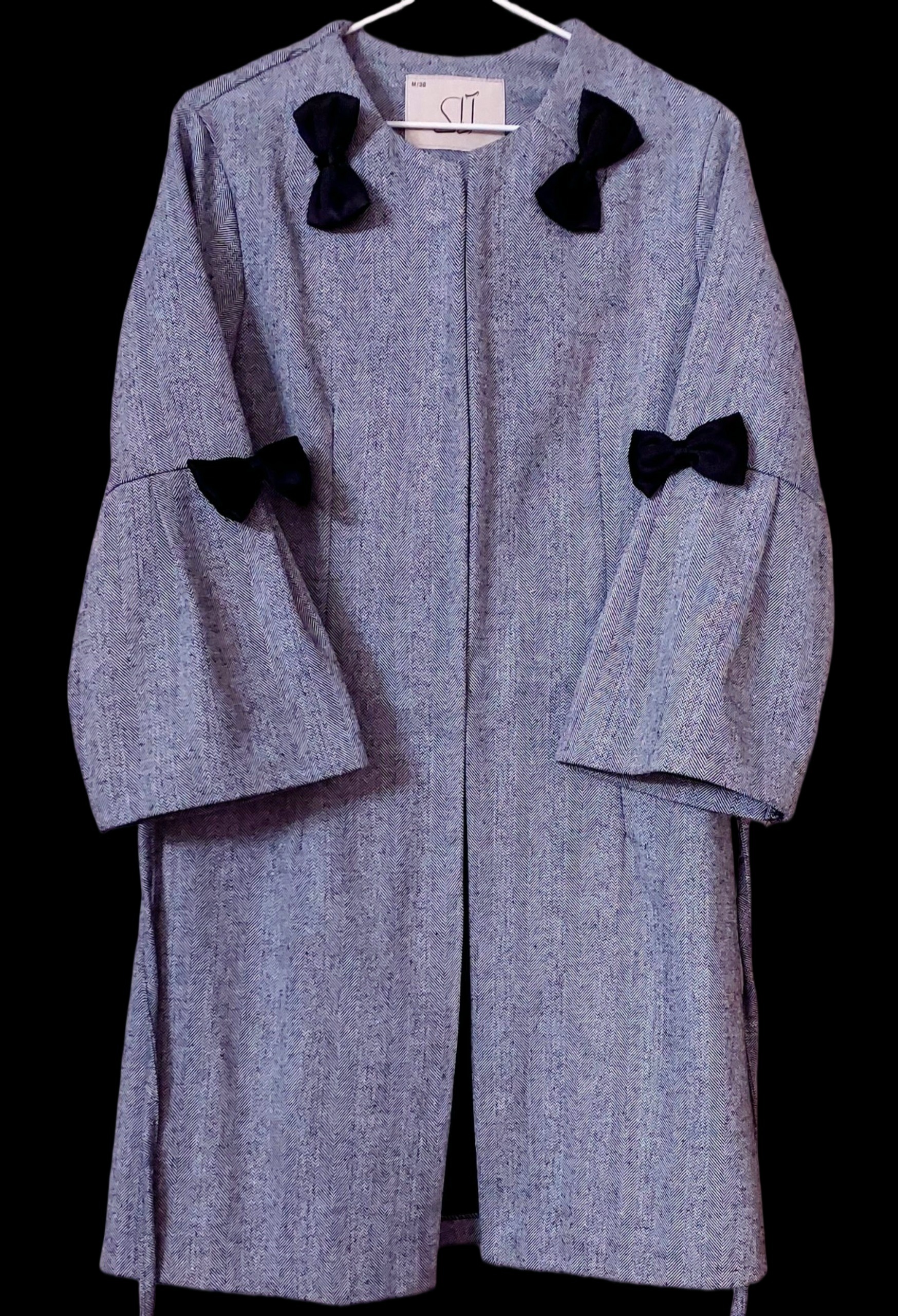 مانتو پاییزه طوسی سفید مشکی