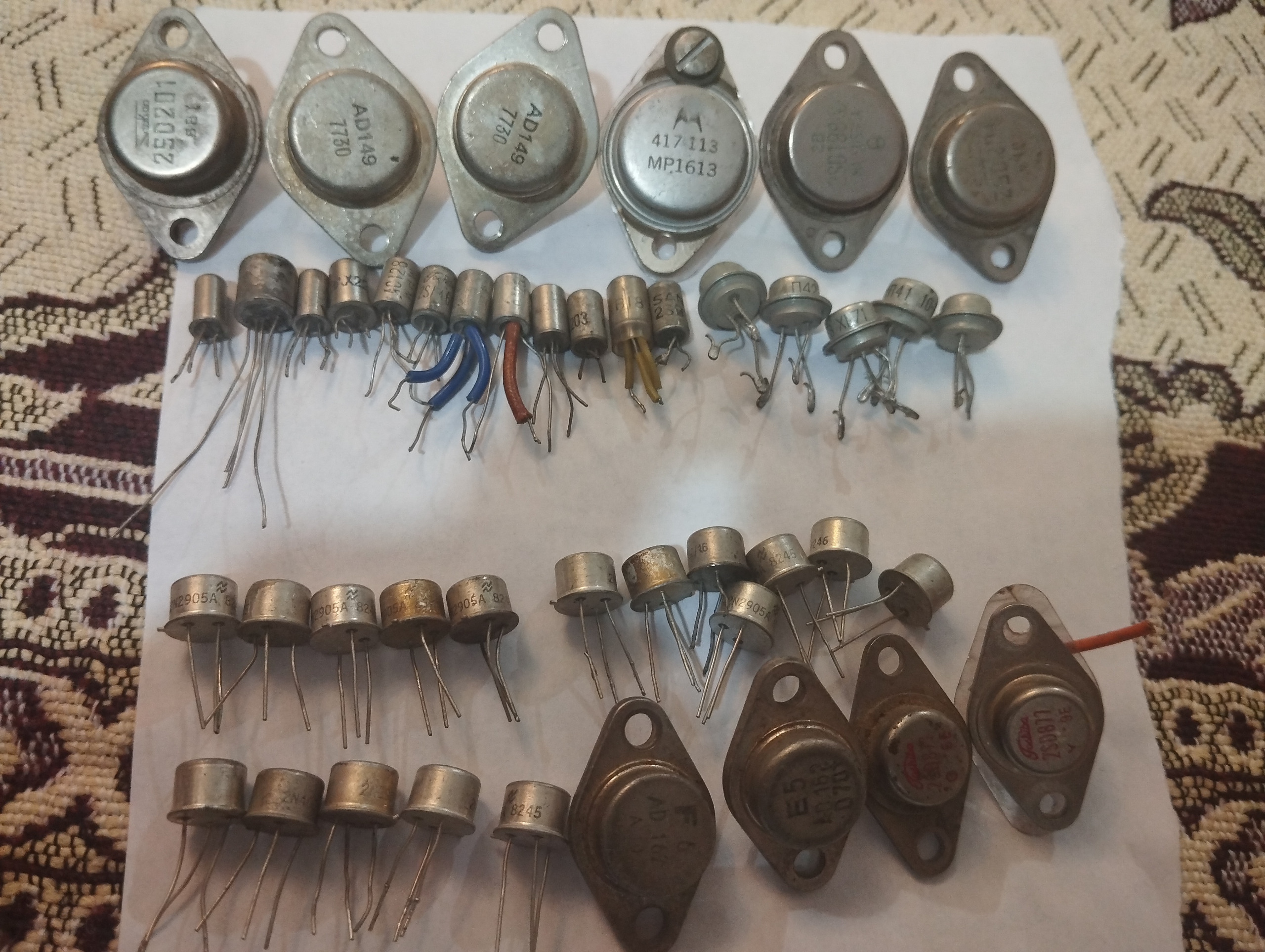 53 عدد ترانزیستور ژرمانیوم نایاب قدیمی