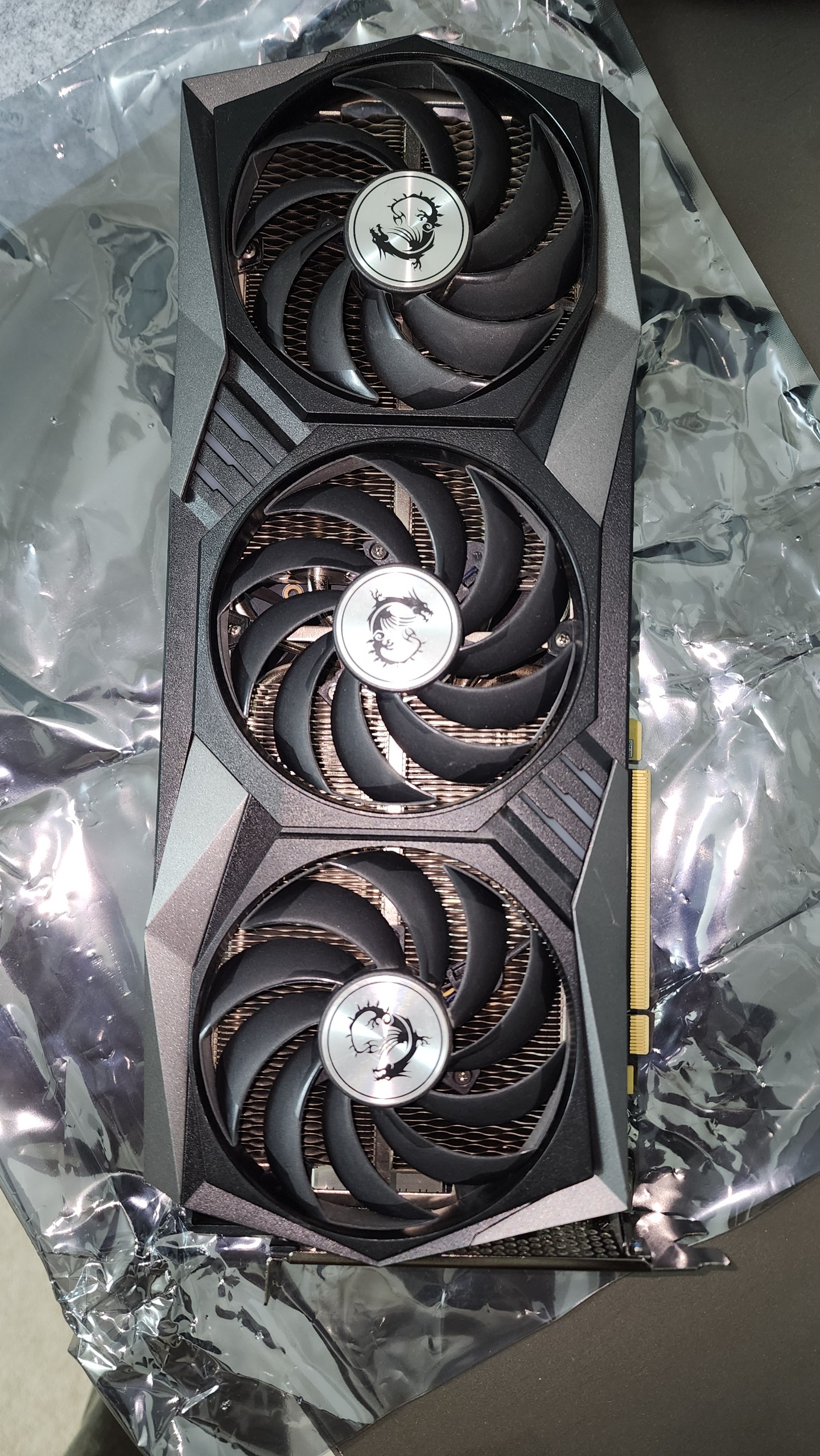 کارت گرافیک msi gaming xtrio 3080ti