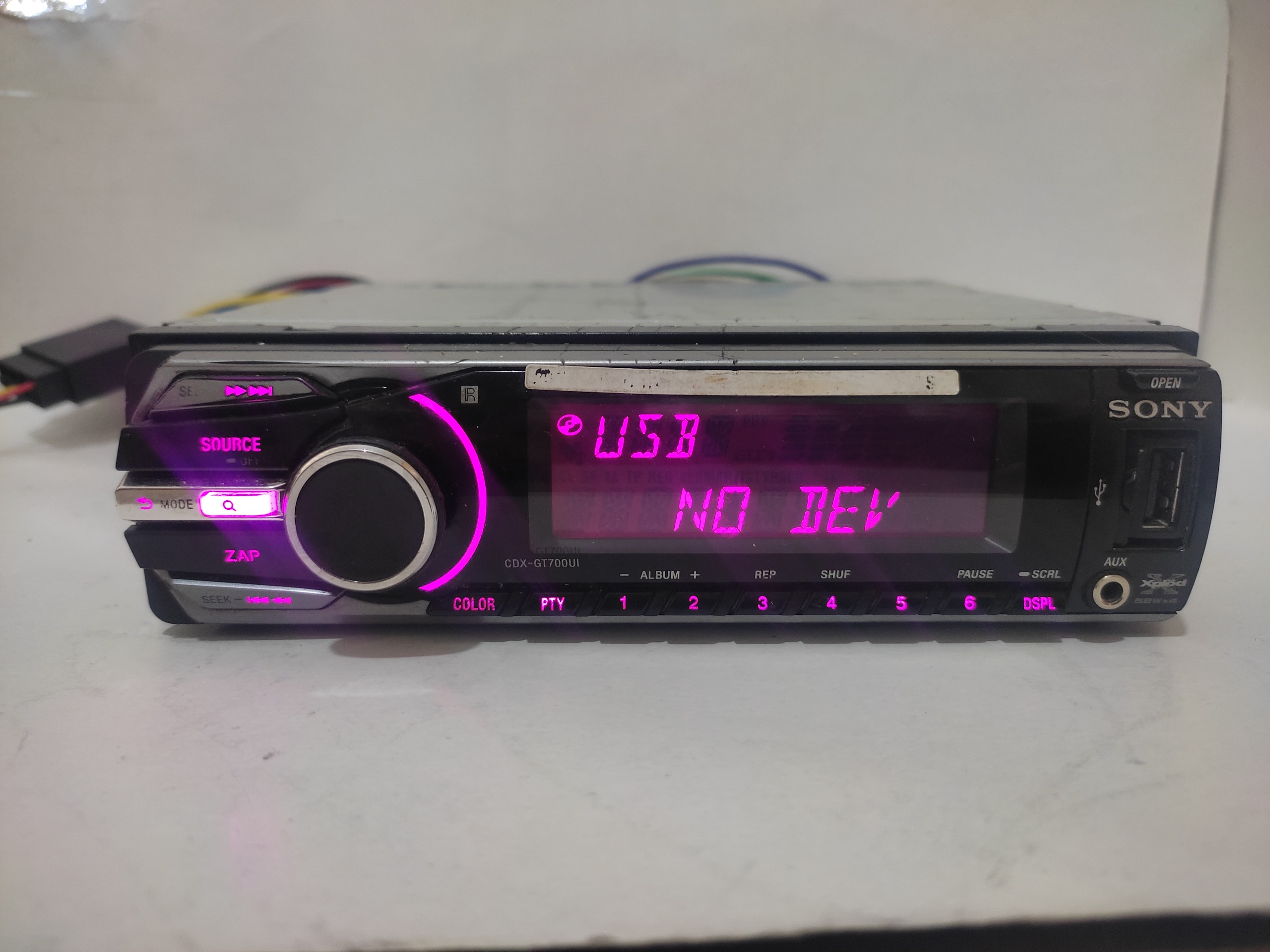 پخش سونیgt700uمولتیکالر 6خروجی