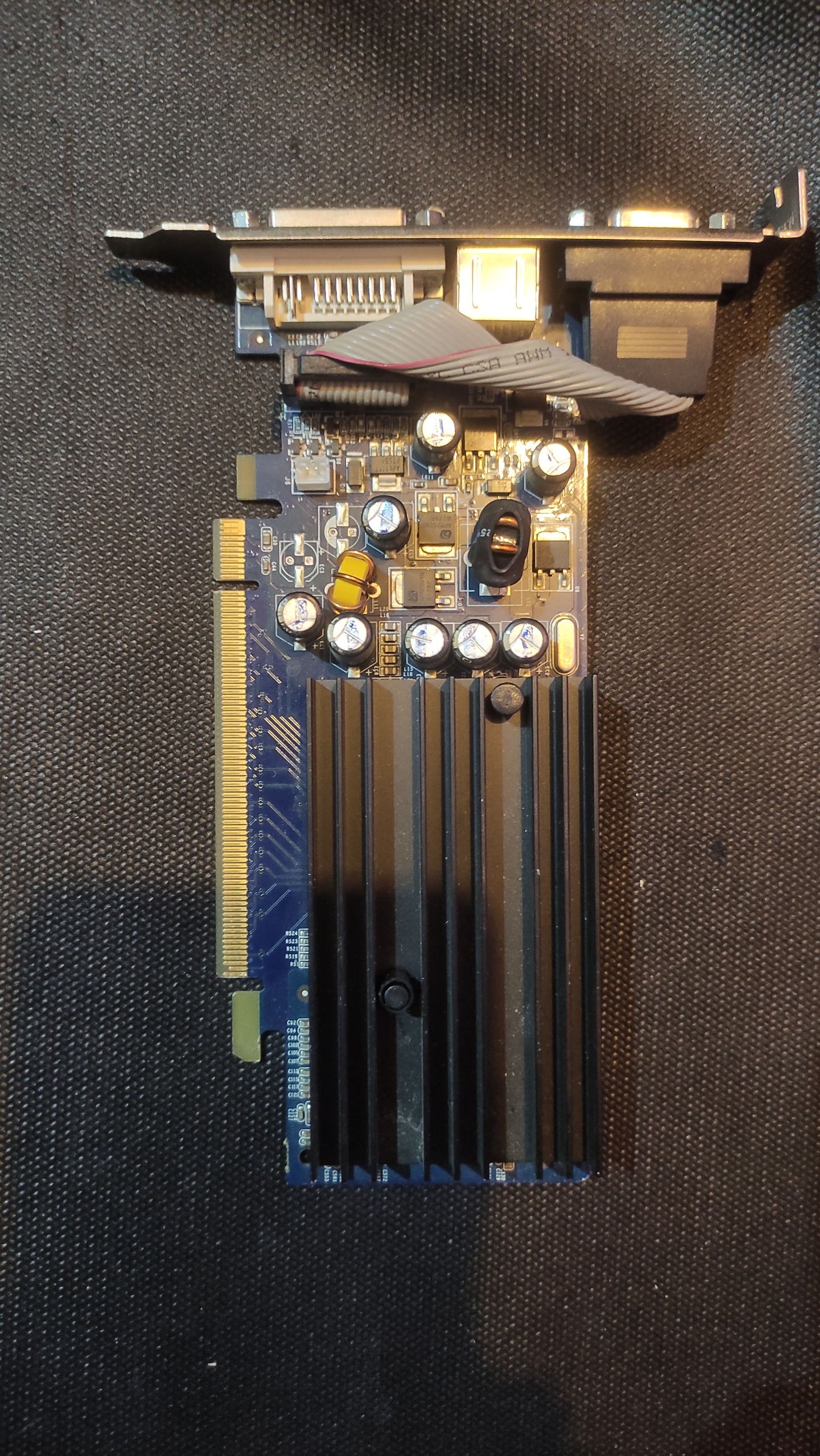 گرافیک 128 مگابایت