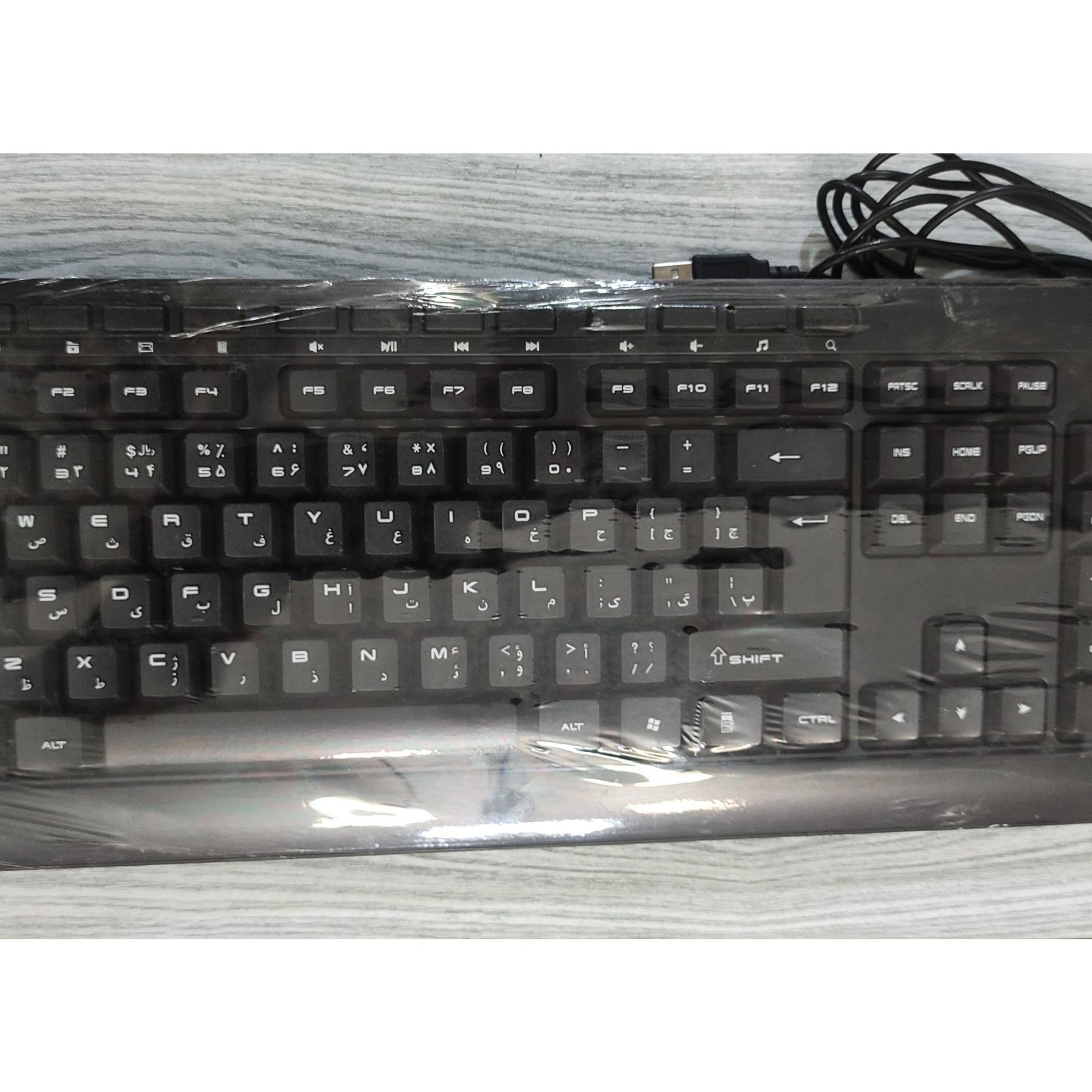 کیبورد تسکو در حد نو