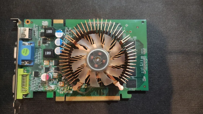 فوق العاده قوی GF 9500GT 1gig