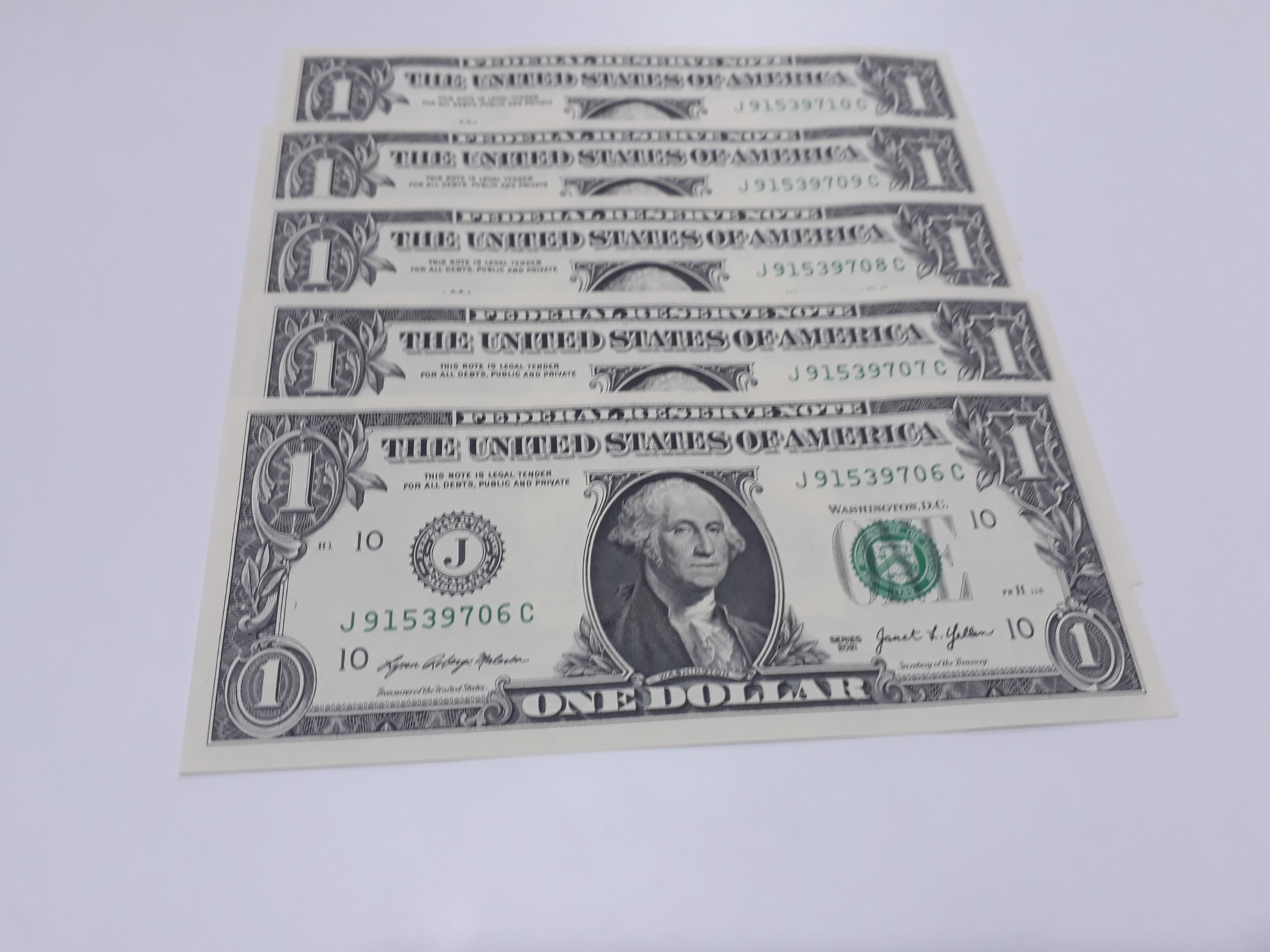 5جفت دلار آمریکا2021