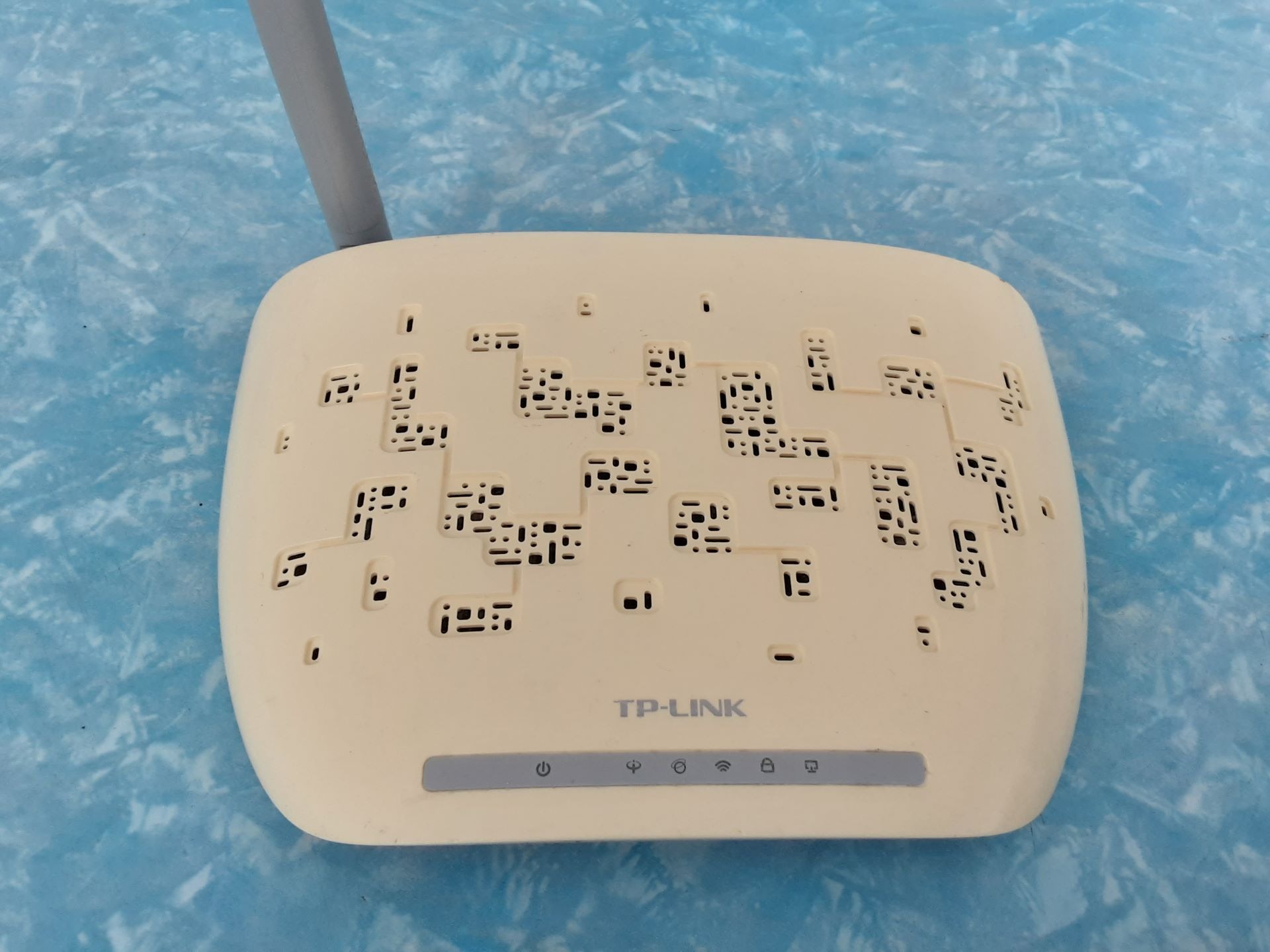 مودم تی پی لینک 8151N تک آنتنه سالم