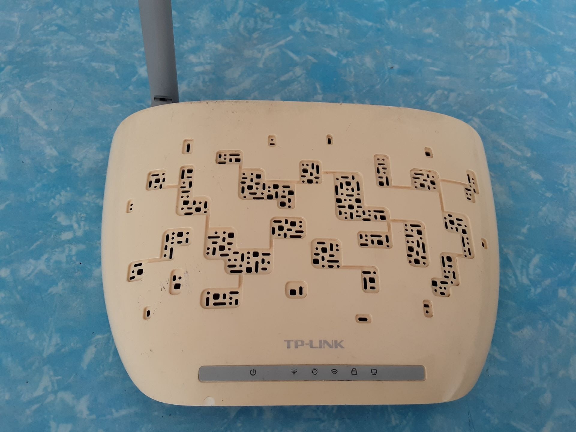 مودم تی پی لینک 8151N تک آنتنه سالم