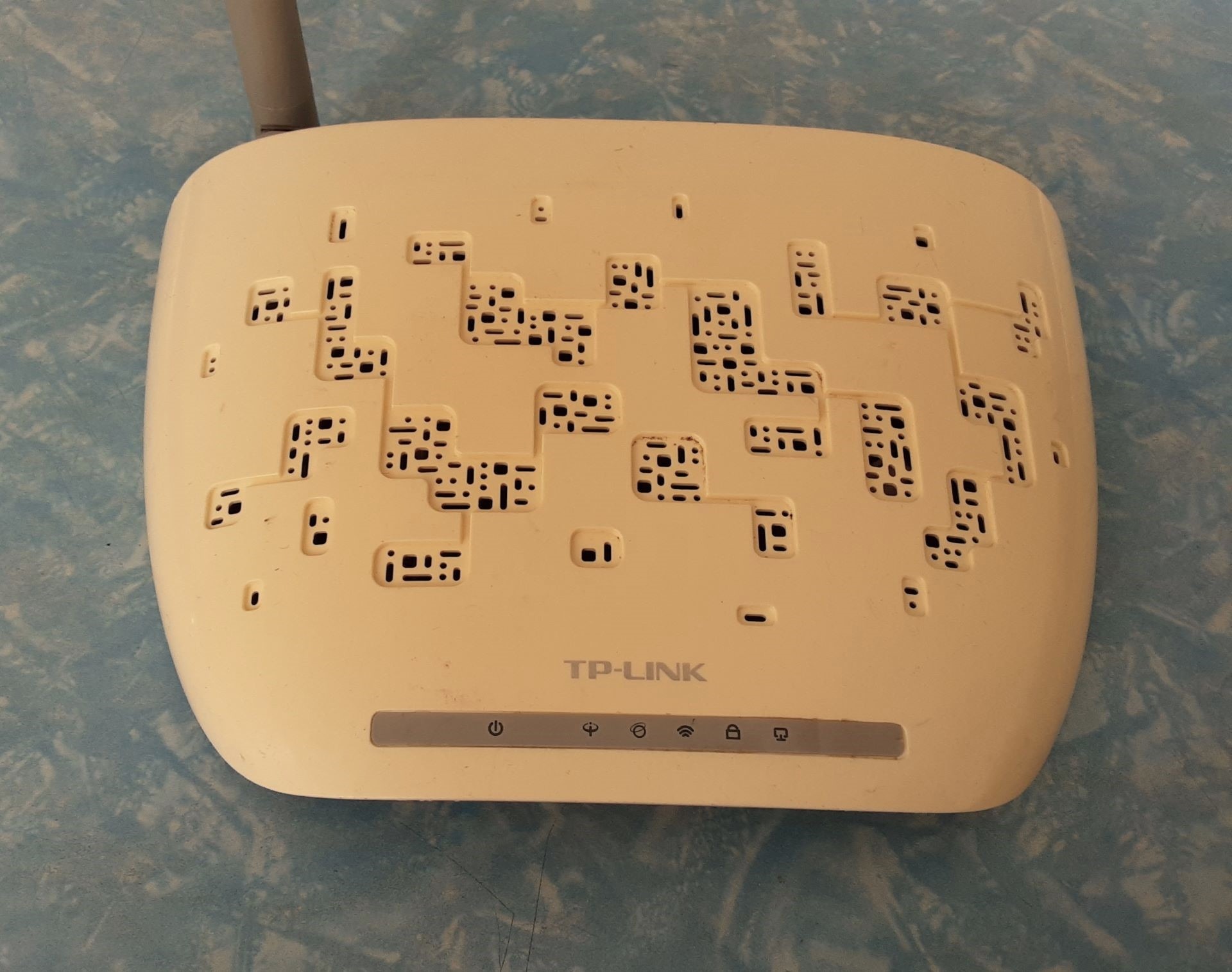 مودم تی پی لینک 8151N تک آنتنه سالم