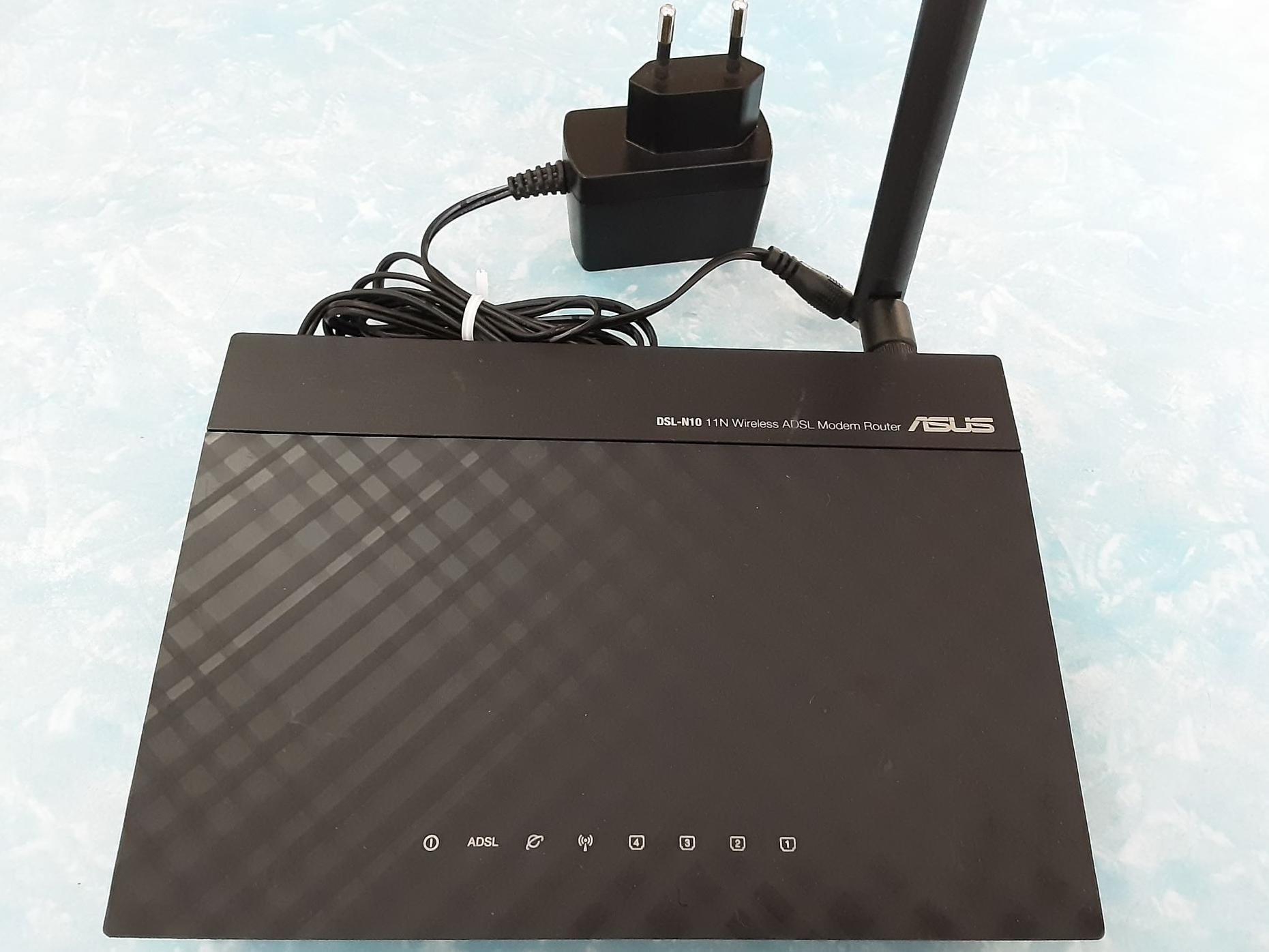 مودم ایسوس DSL-N10_C1 تک آنتنه سالم با آداپتور