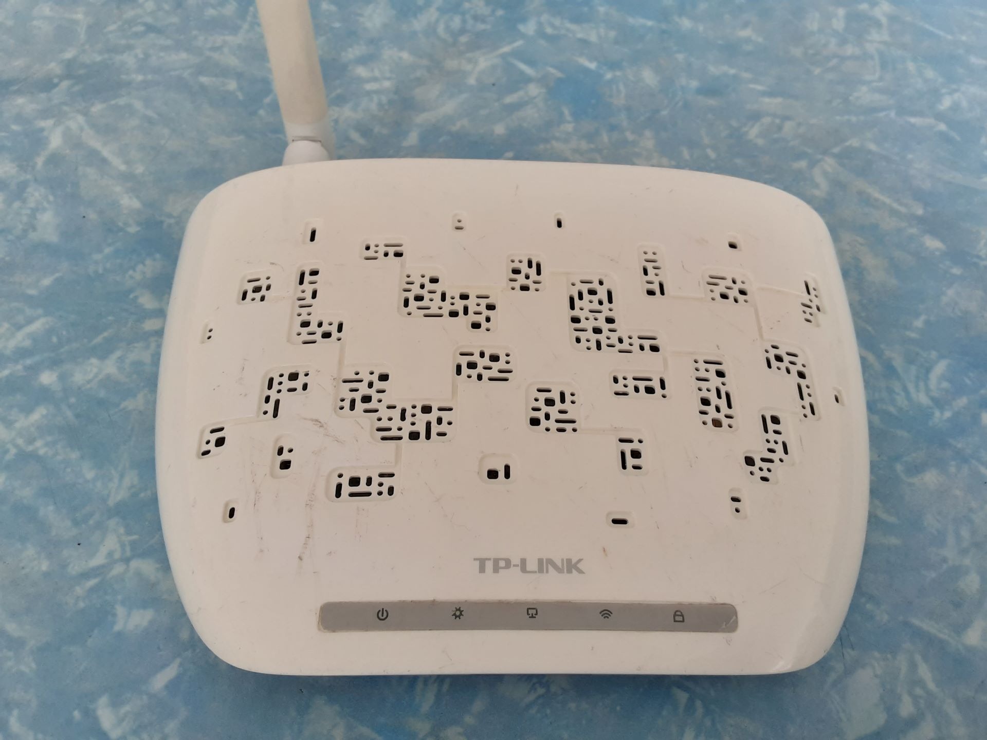 روتر TL-WA701ND تی پی لینک سالم