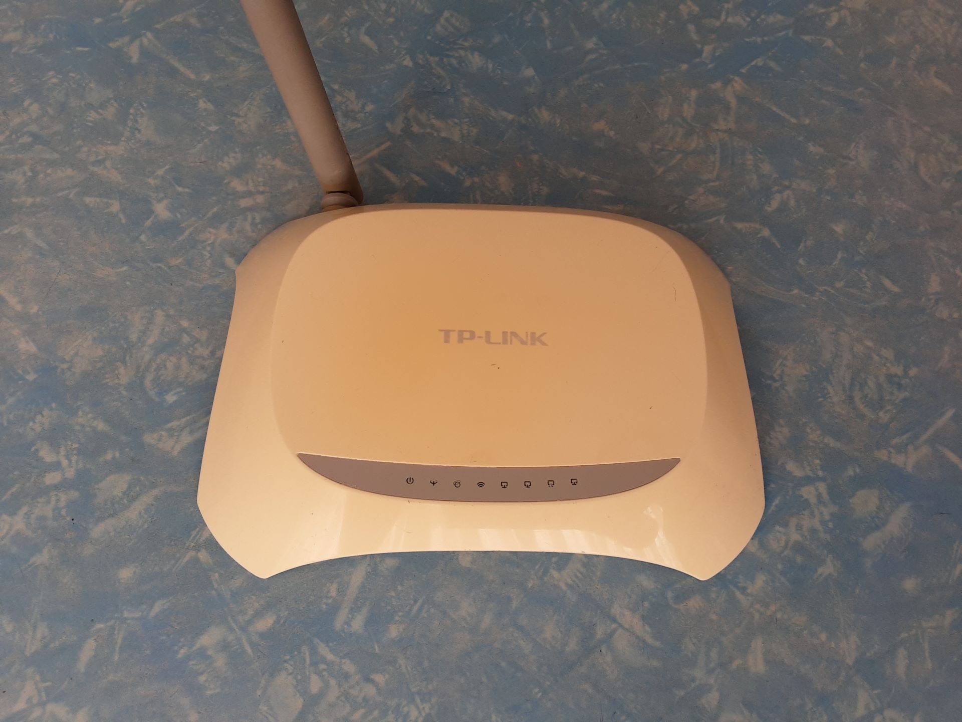 مودم تی پی لینک 8901N تک آنتنه سالم