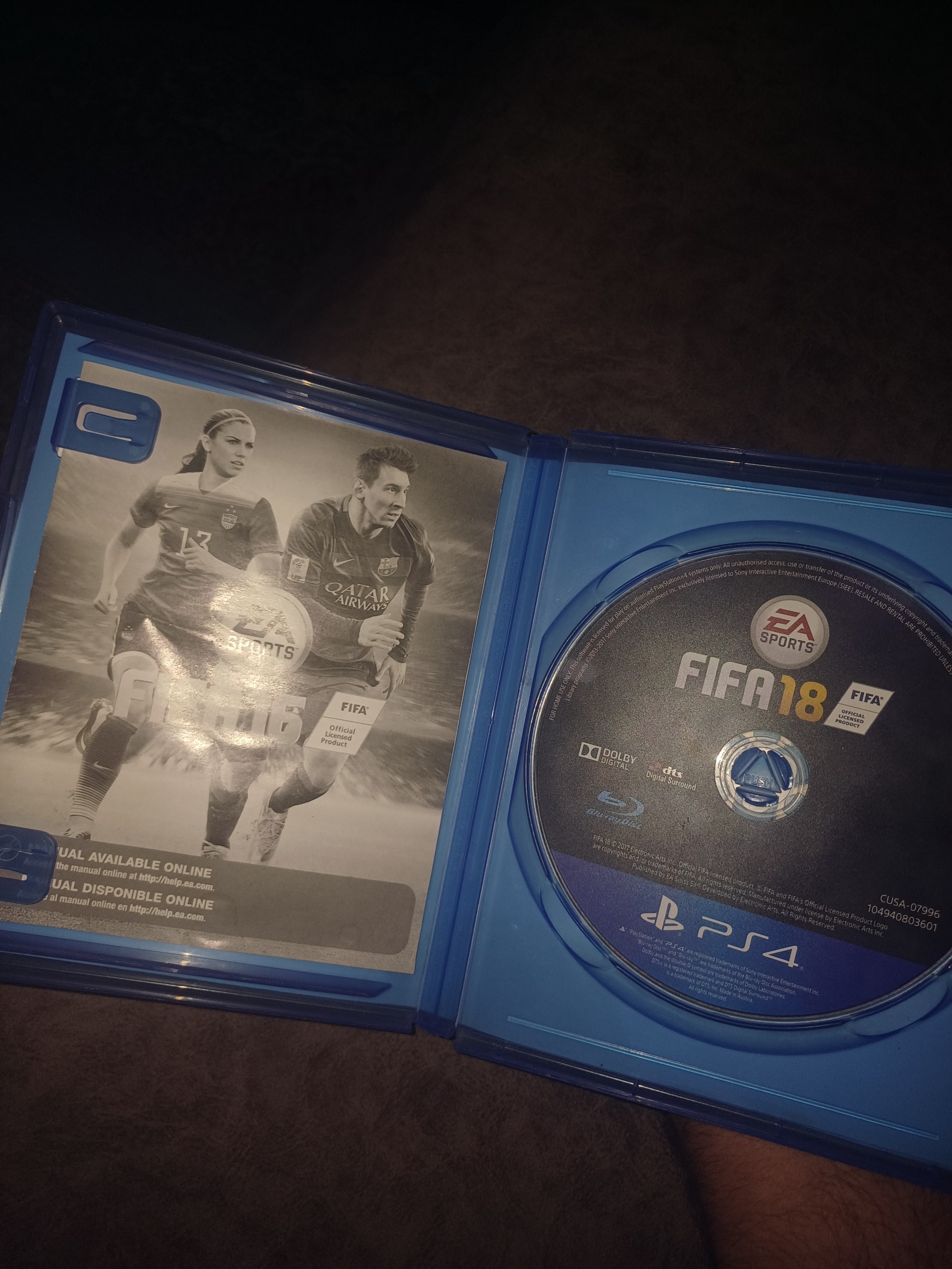 دیسک بازی FIFA 18 تمیز