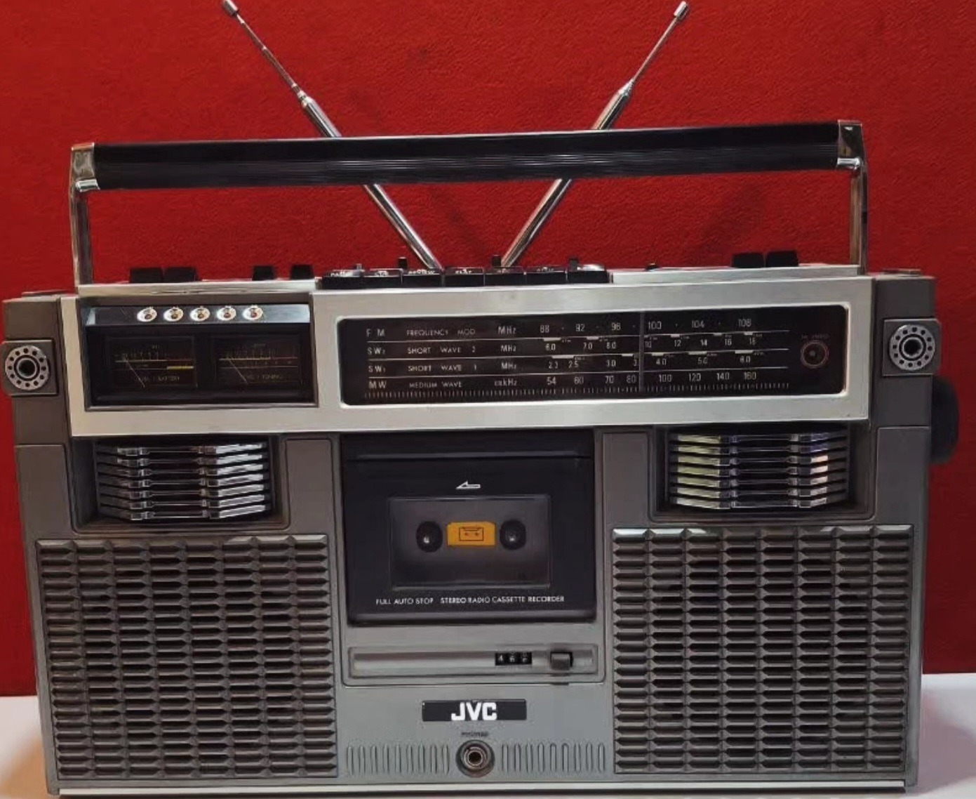 رادیو ضبط جی وی سی