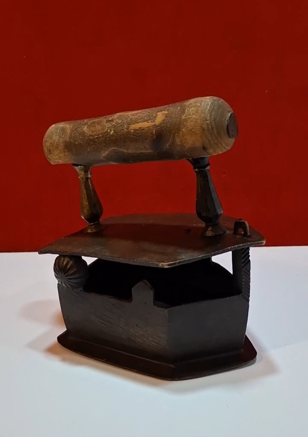 اتو فسقلی قاجاری