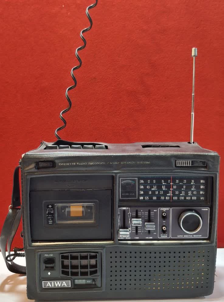 ضبط رادیو آیوا