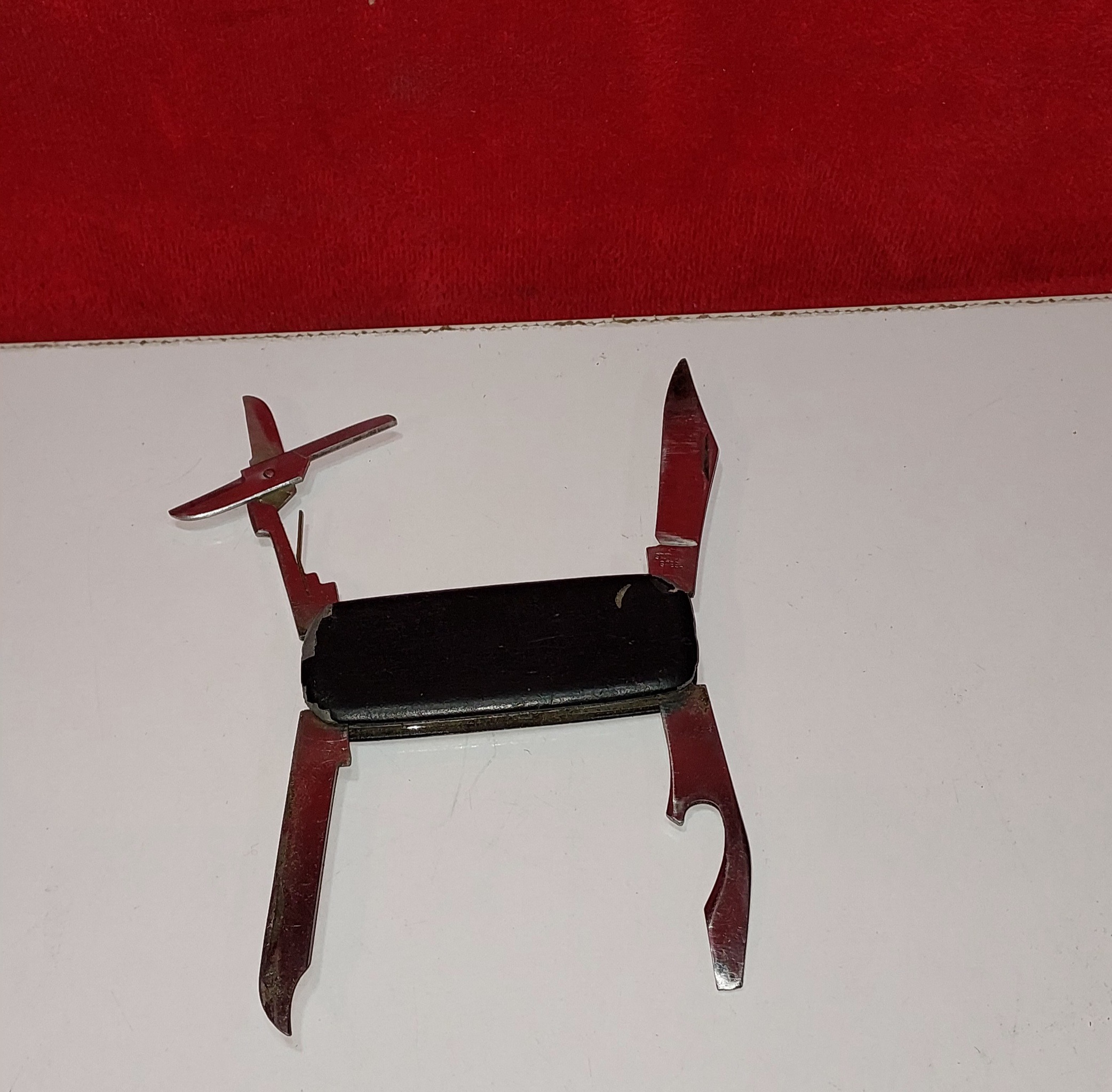 چاقوی کوچک مسافرتی