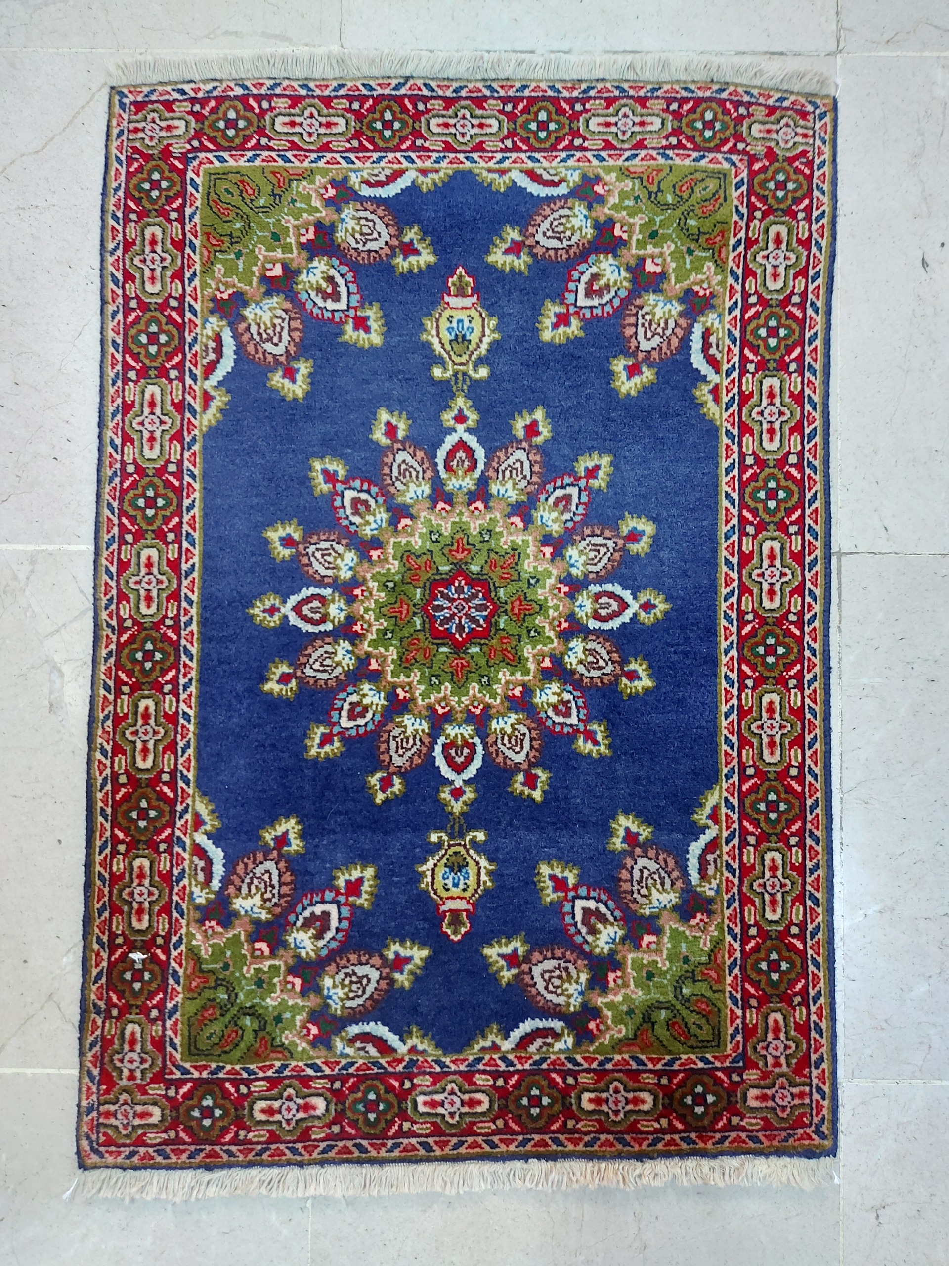 فرش دستبافت تبریز آبی کاربنی