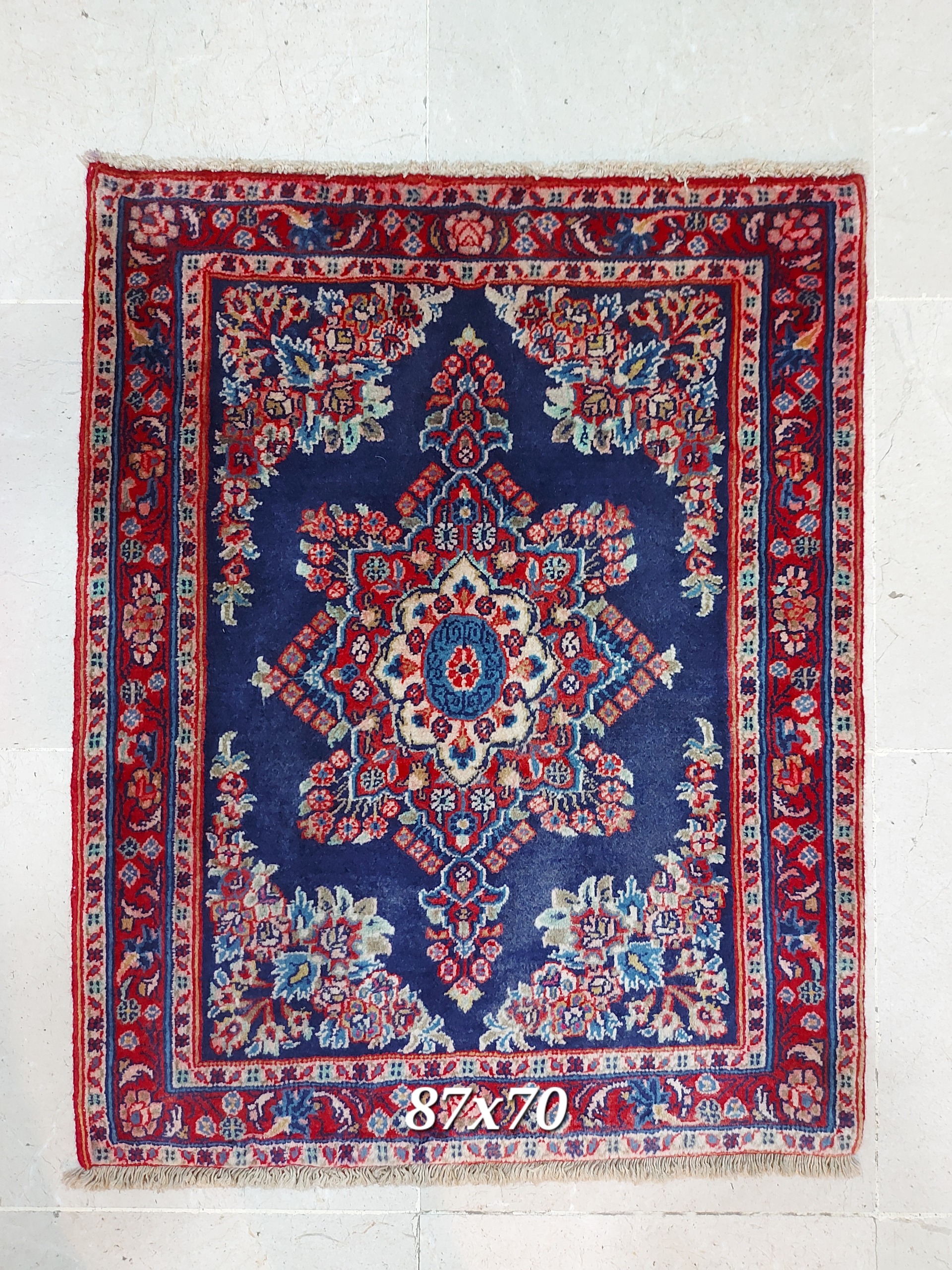 فرش دستبافت همدان آبی کاربنی