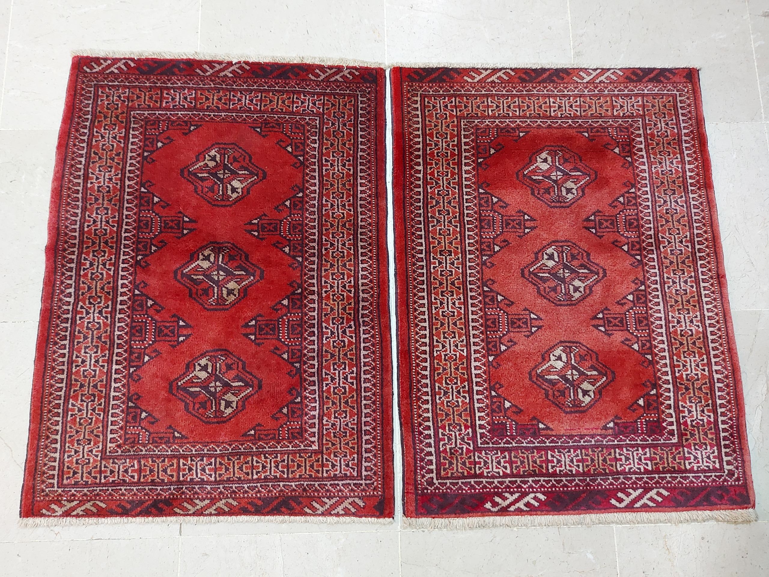 فرش دستبافت جفت لاکی