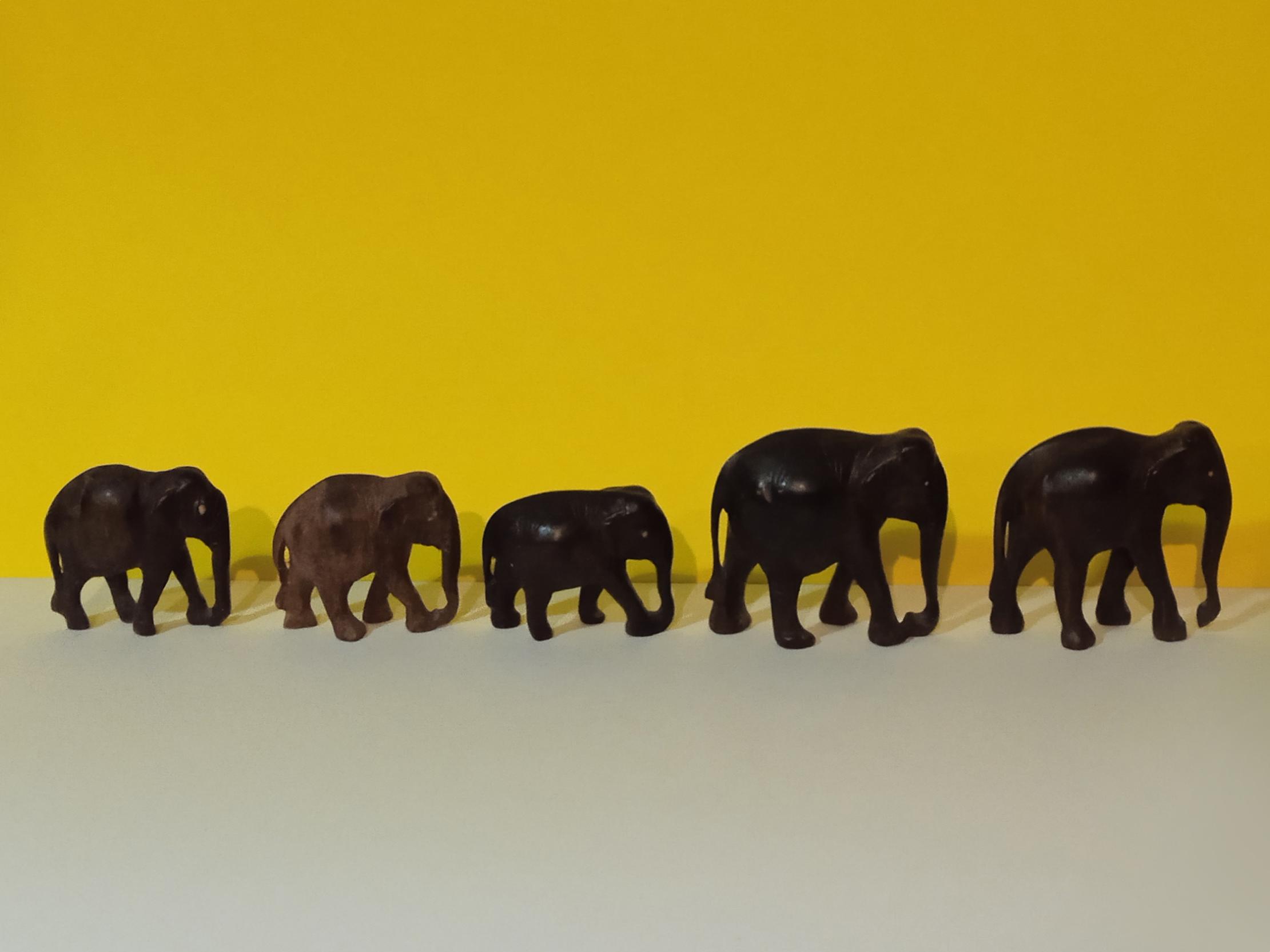 مجسمه چوبی قدیمی فیل ساخت هند