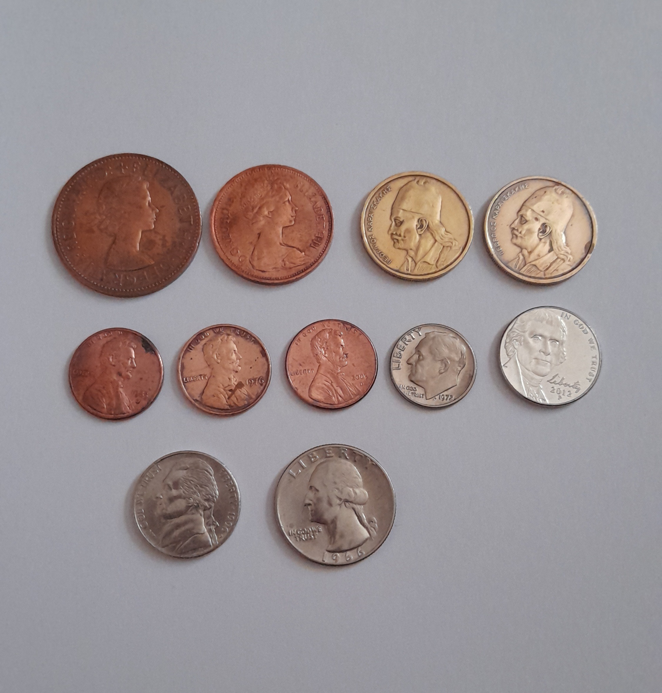 سکه های خارجی 13 عدد