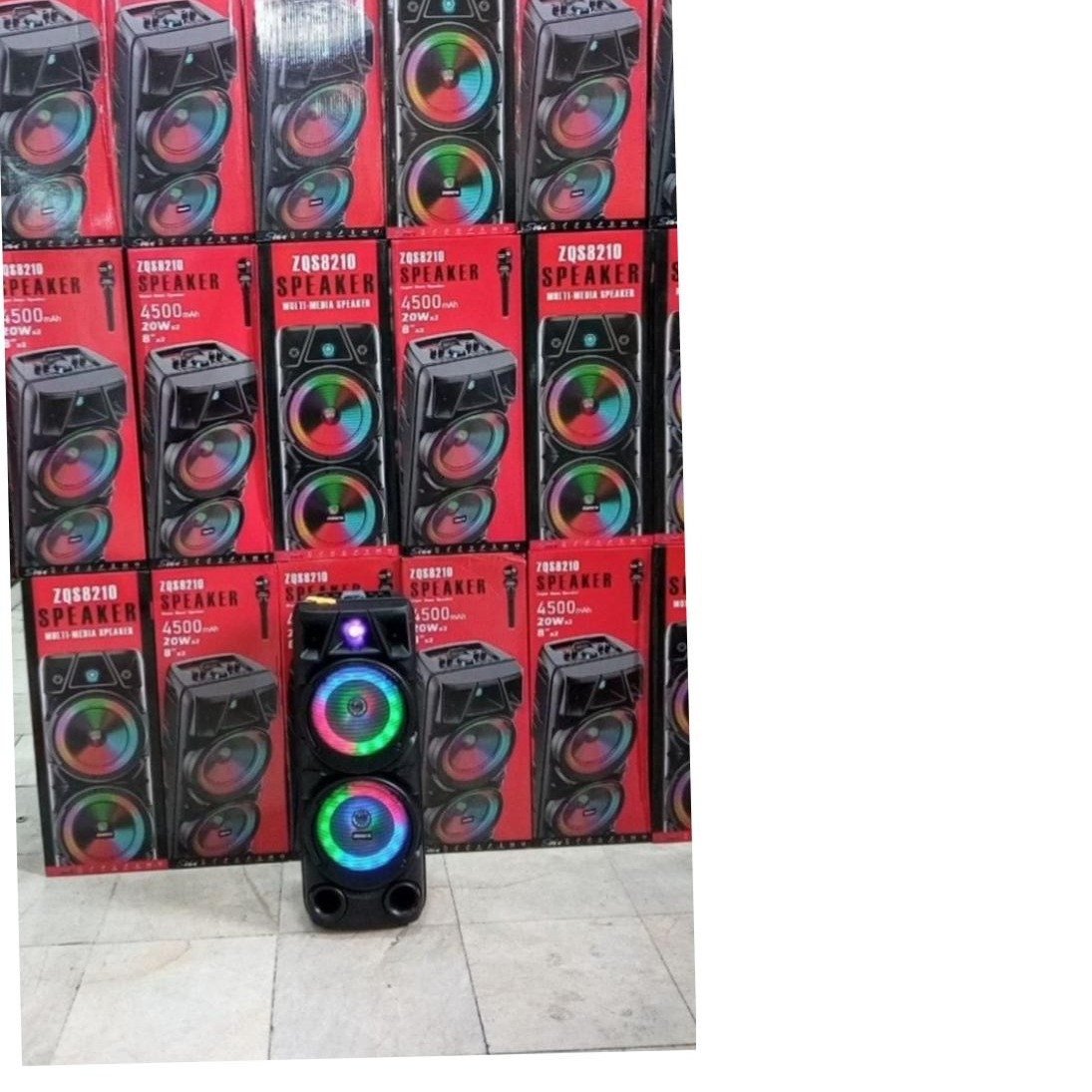 اسپیکر باند 8210 غول