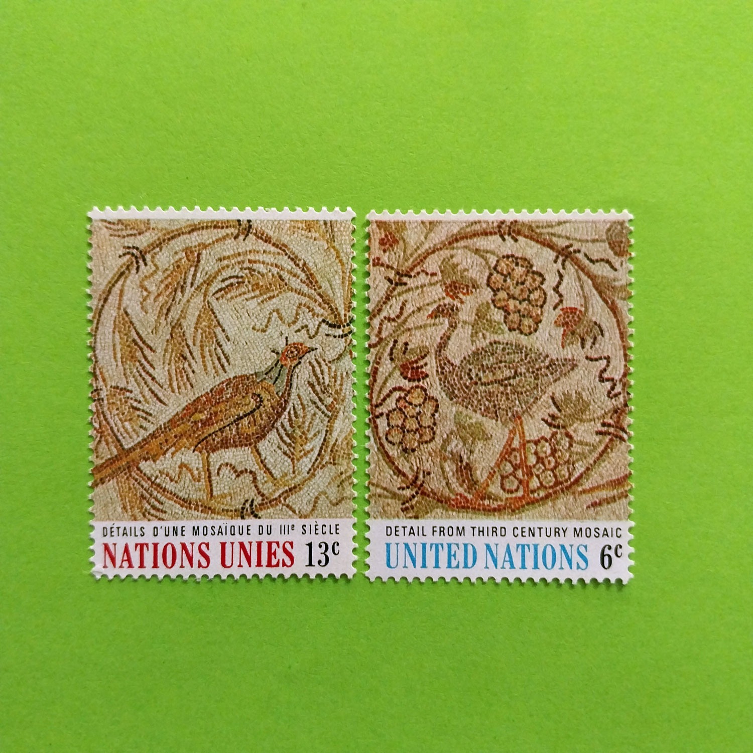 2 تمبر سری سازمان ملل ، مرغ و گل | 1970