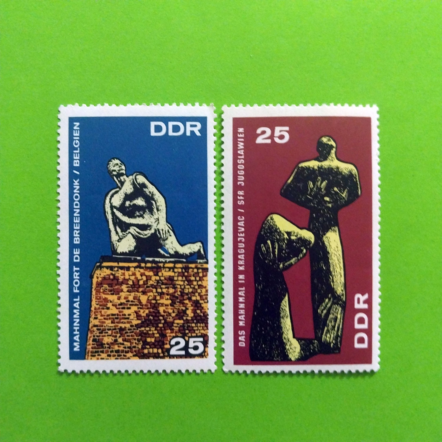 2 تمبر مجسمه | آلمان | 1967 (یادبود کراگویواتس)