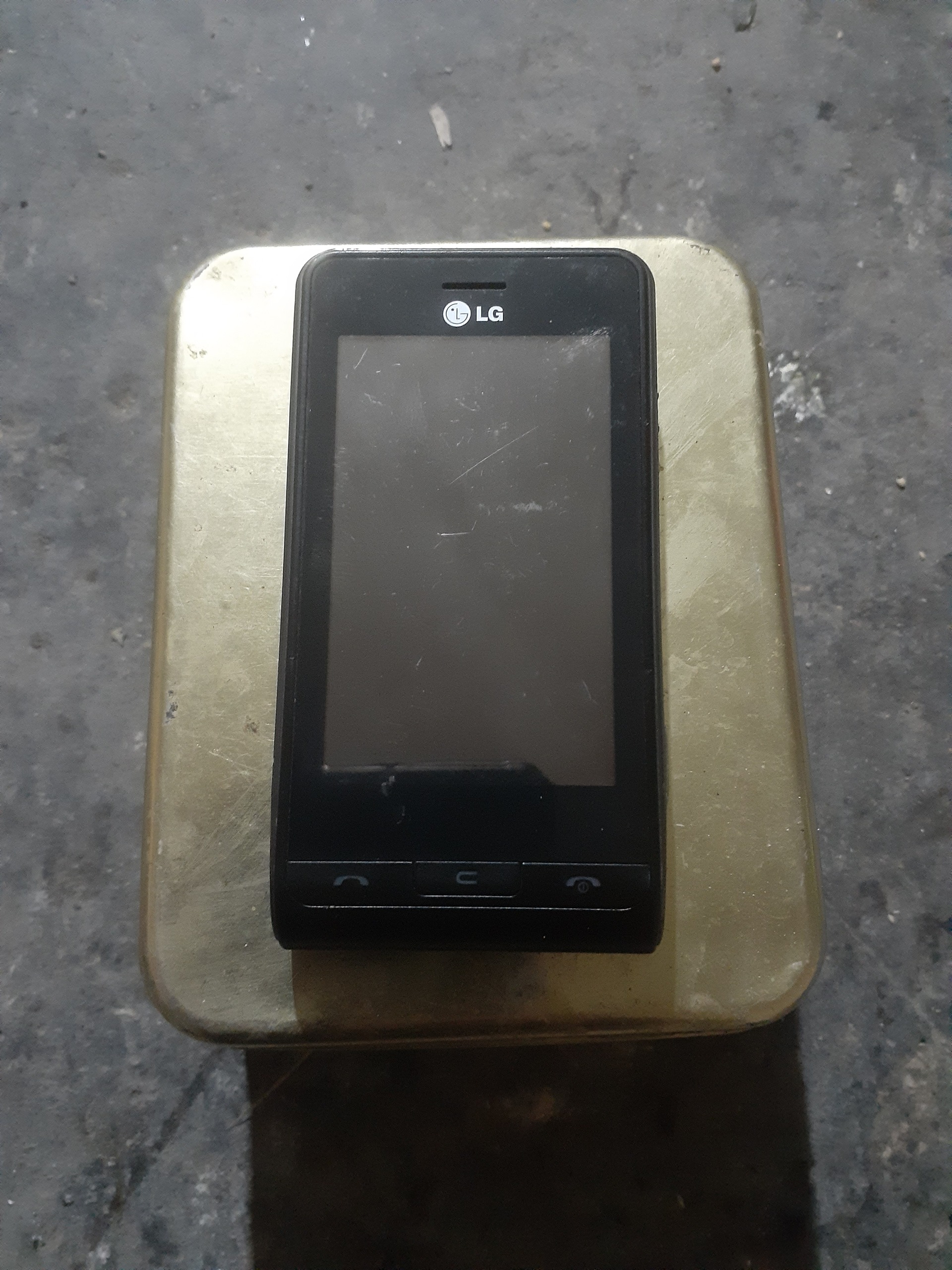 گوشی ال جیKE990کره اصلی