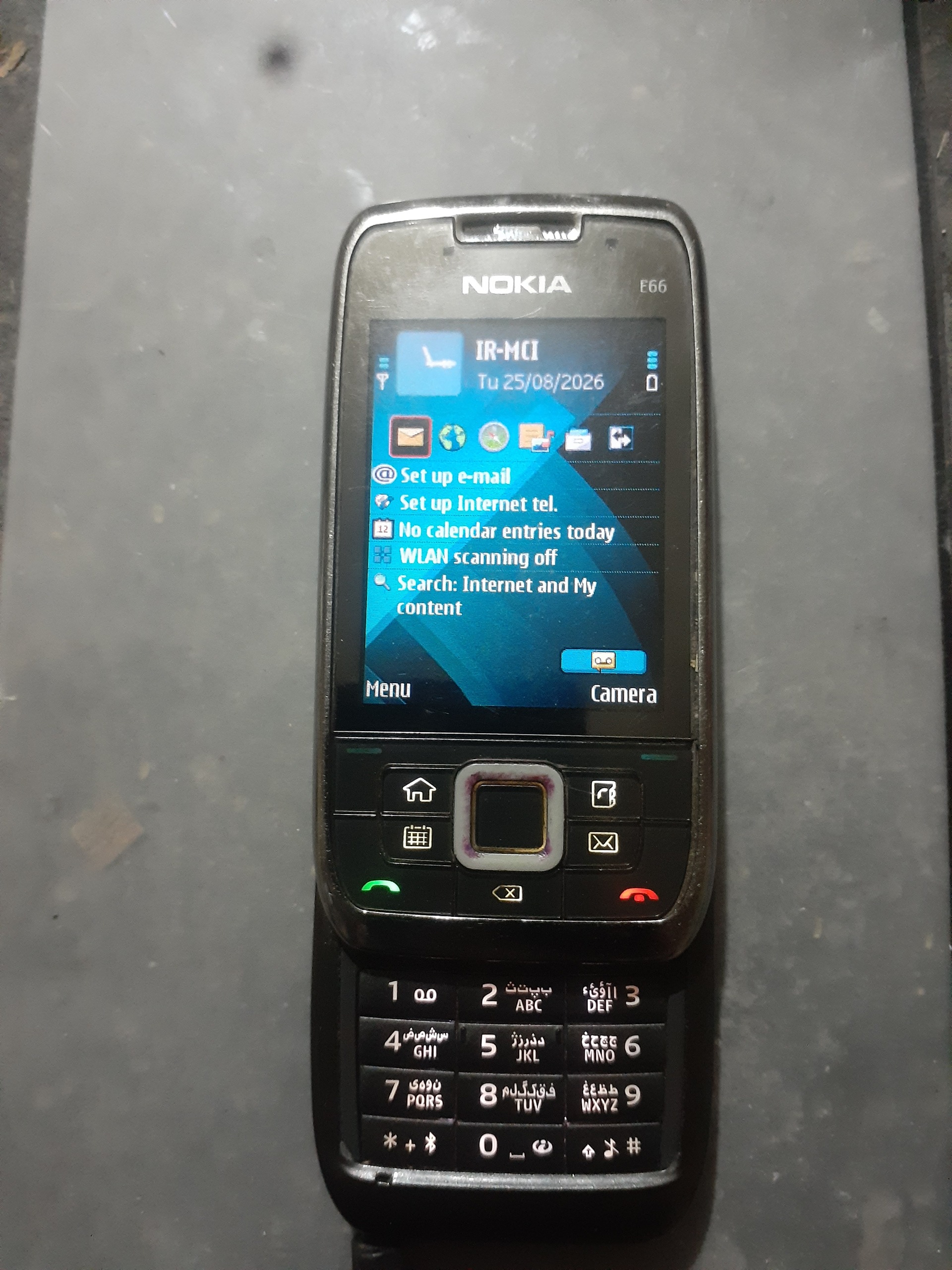 نوکیا انتیک مدل E66 روشن سیمکارت فعال