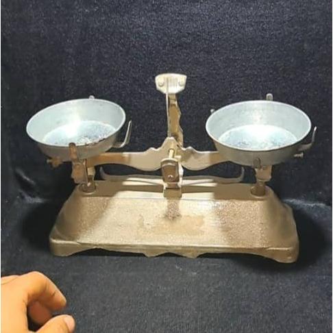 ترازو عطاری سالم