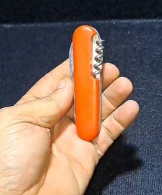 چاقو همه کاره