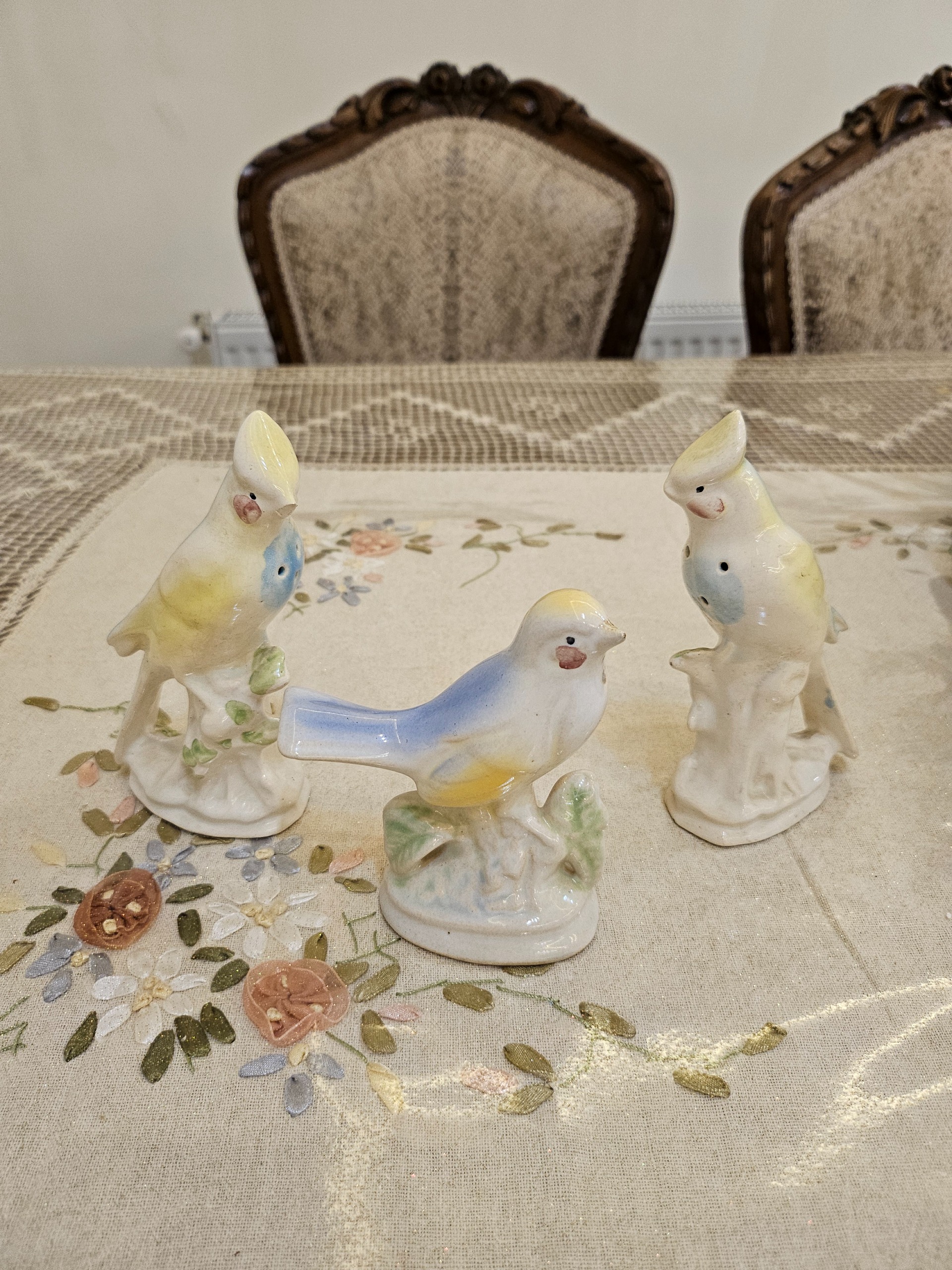 3عدد مجسمه خارجی زمان پهلوی