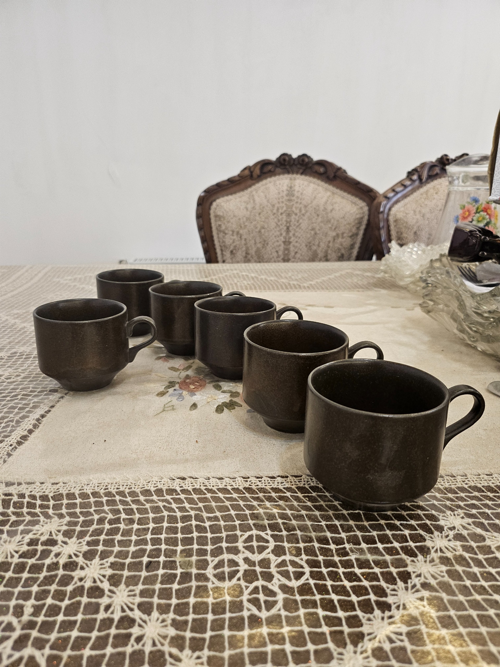 یکدست فنجان خارجی قدیمی