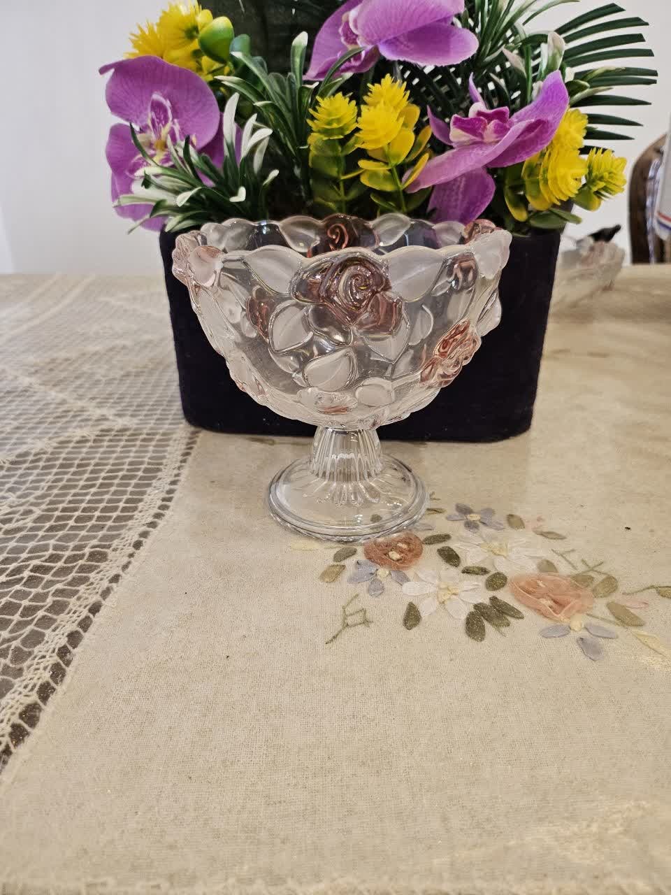 یکعدد شکلات خوری