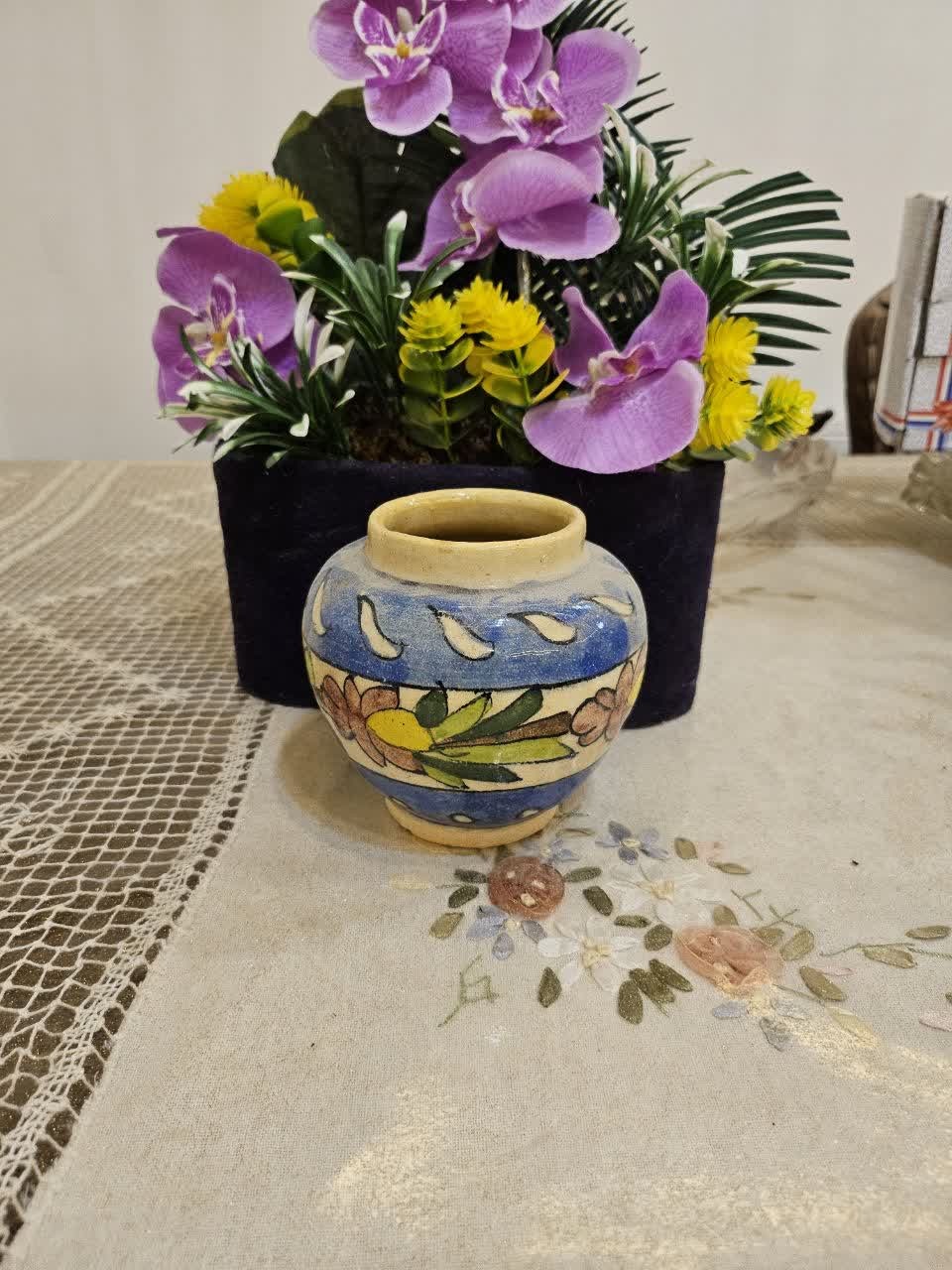 یکعدد گلدان سرامیکی