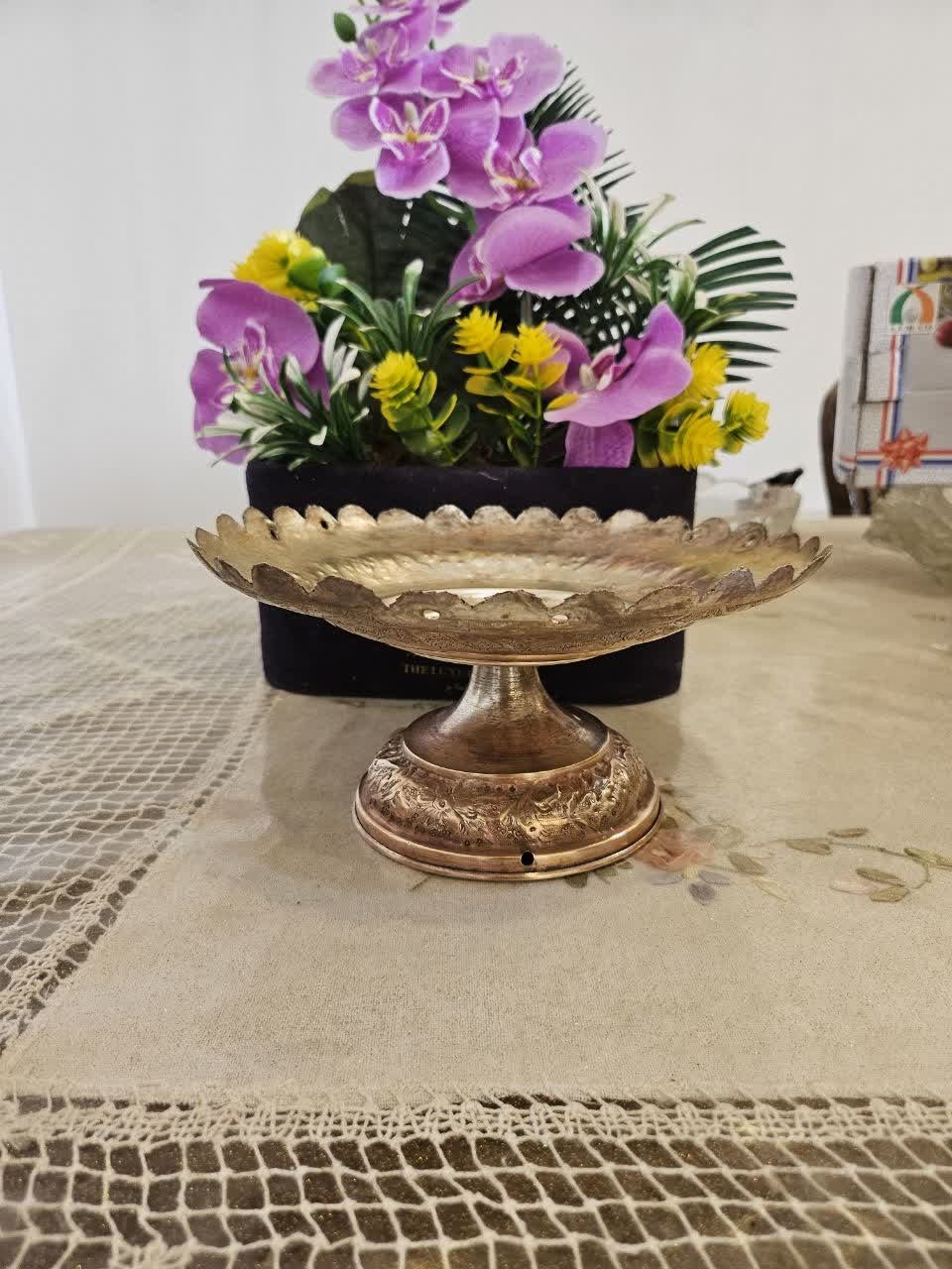 شیرینی خوری قدیمی ورشو