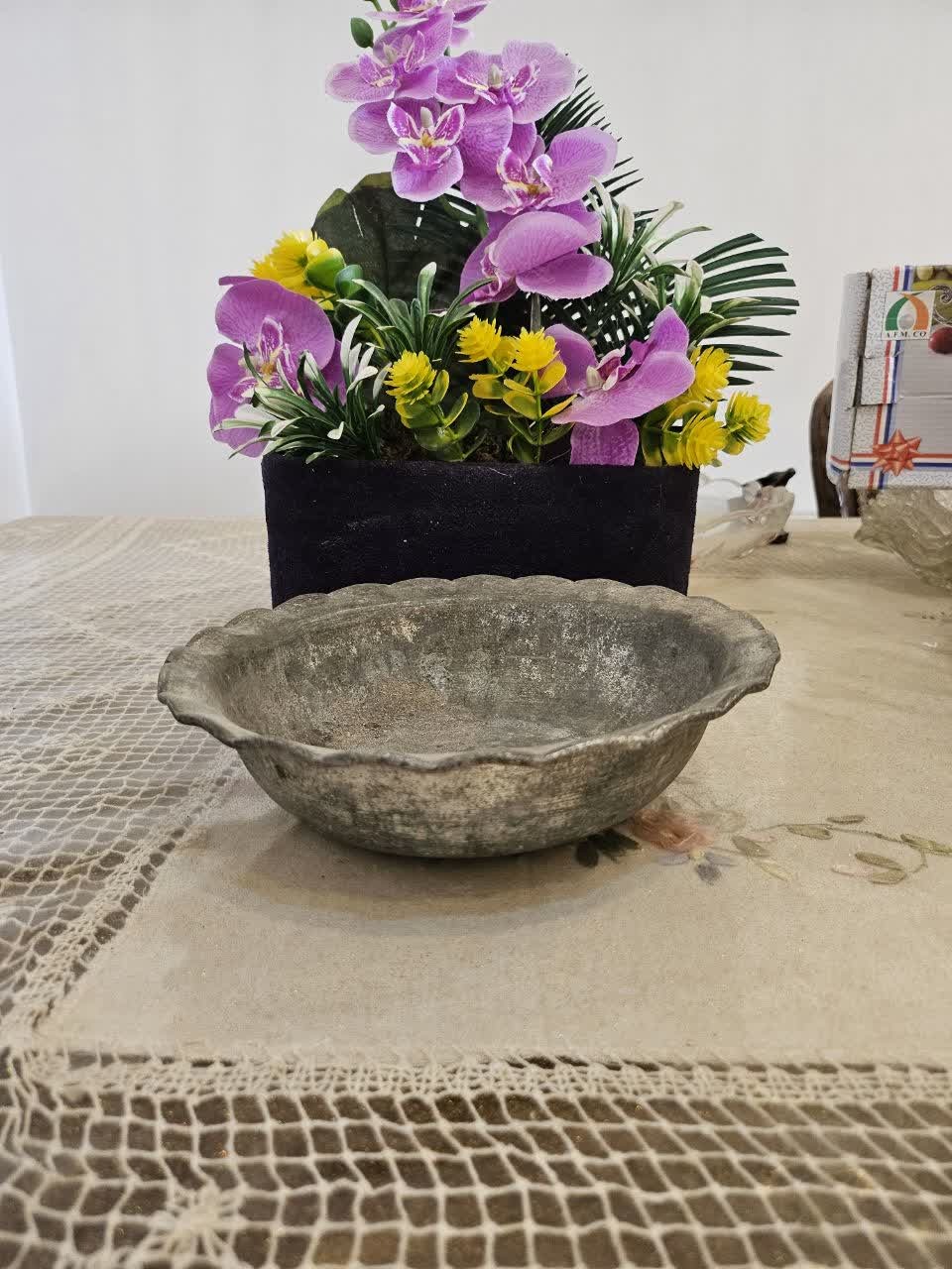 کاسه قدیمی مسی