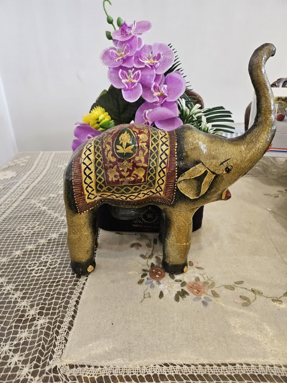 مجسمه پلی استر