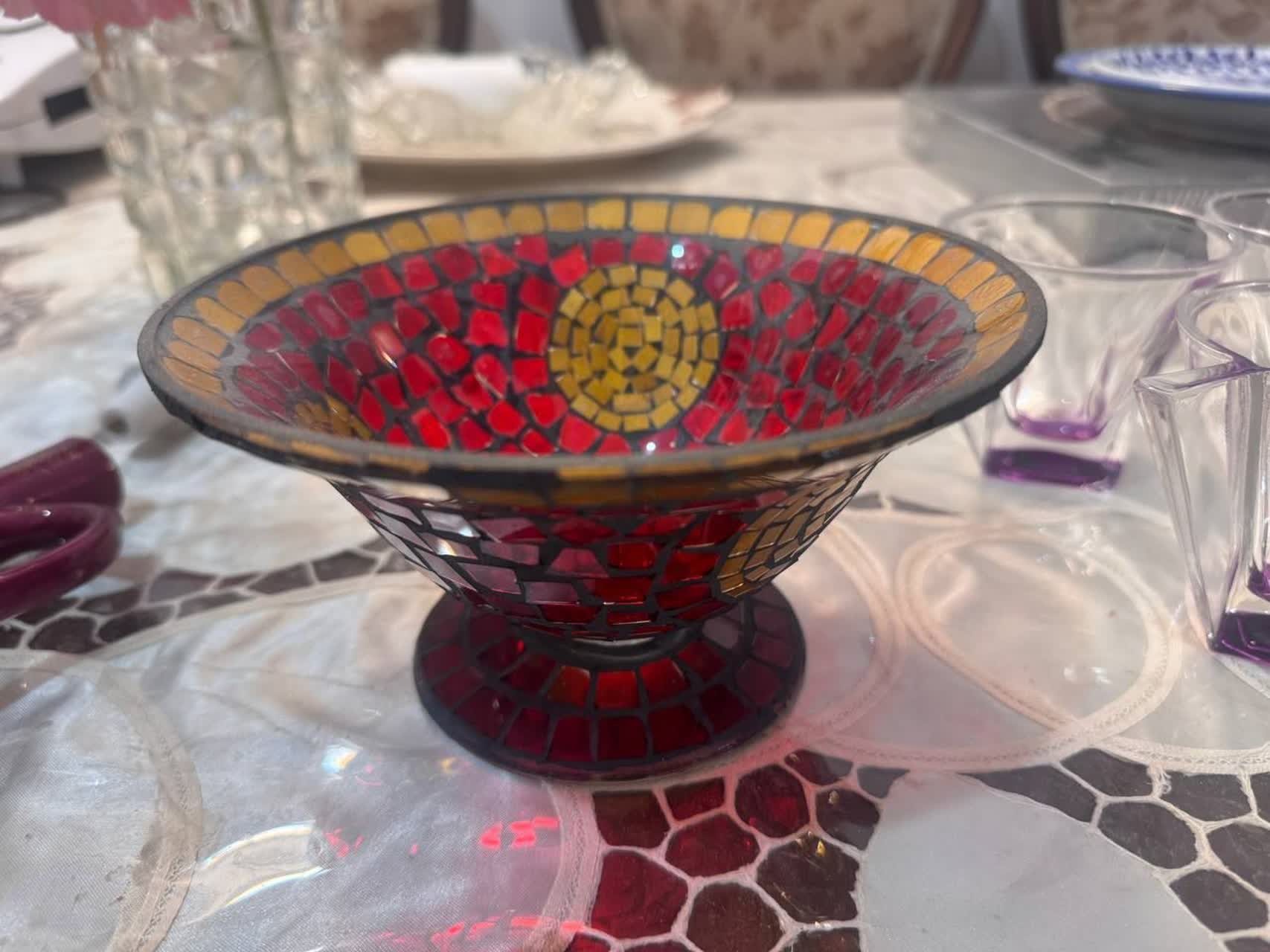 کاسه قدیمی دستساز