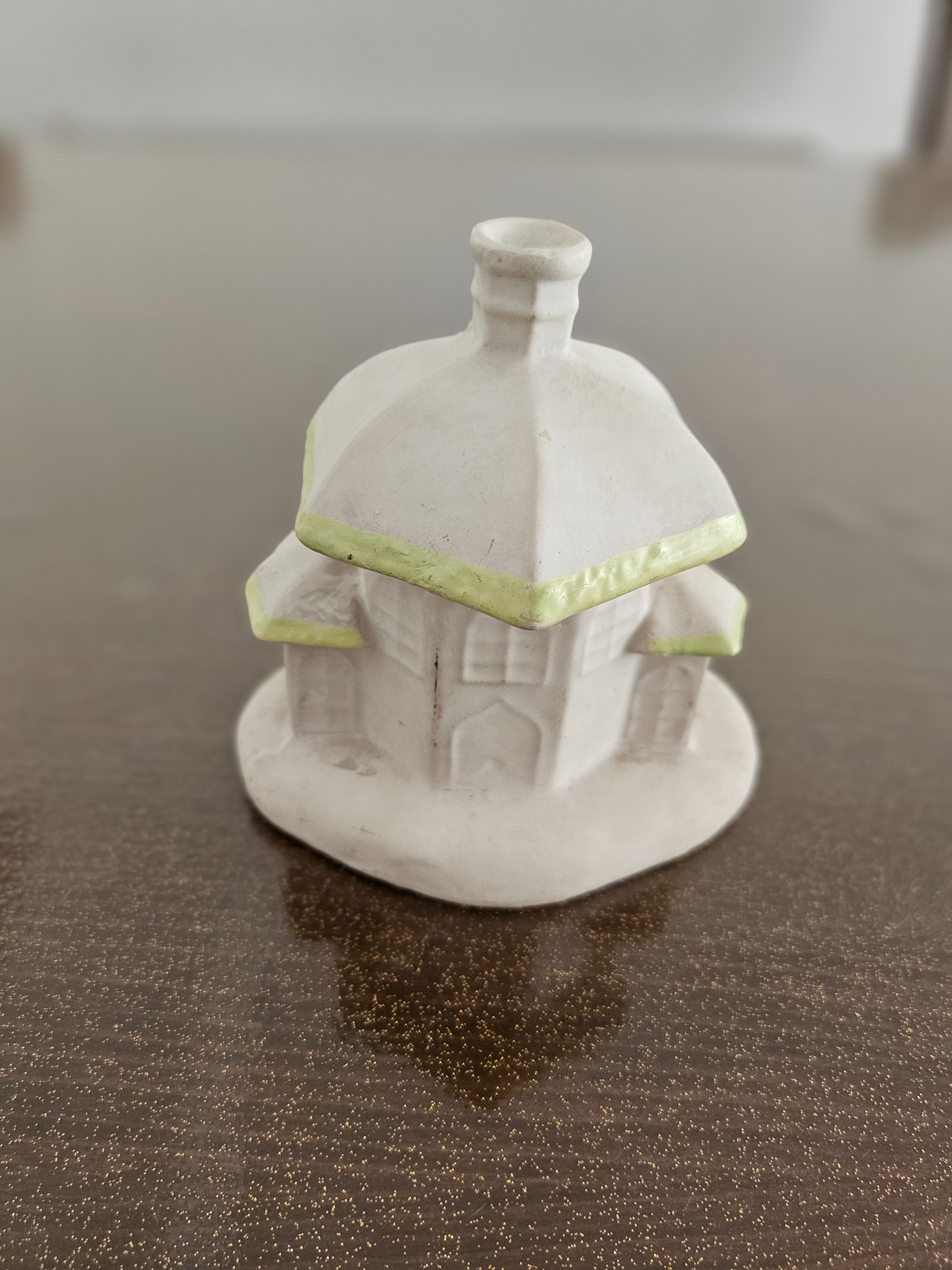 یکعدد مجسمه خارجی