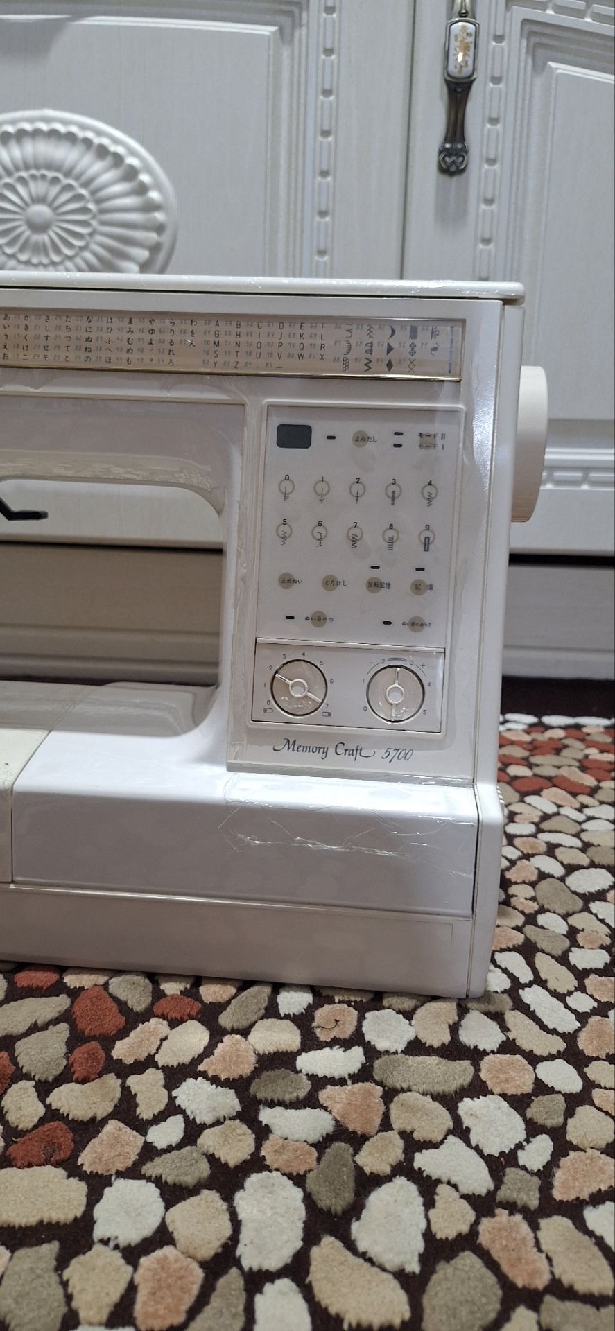 چرخ خیاطی ژانومه 5700 در حد اکبند