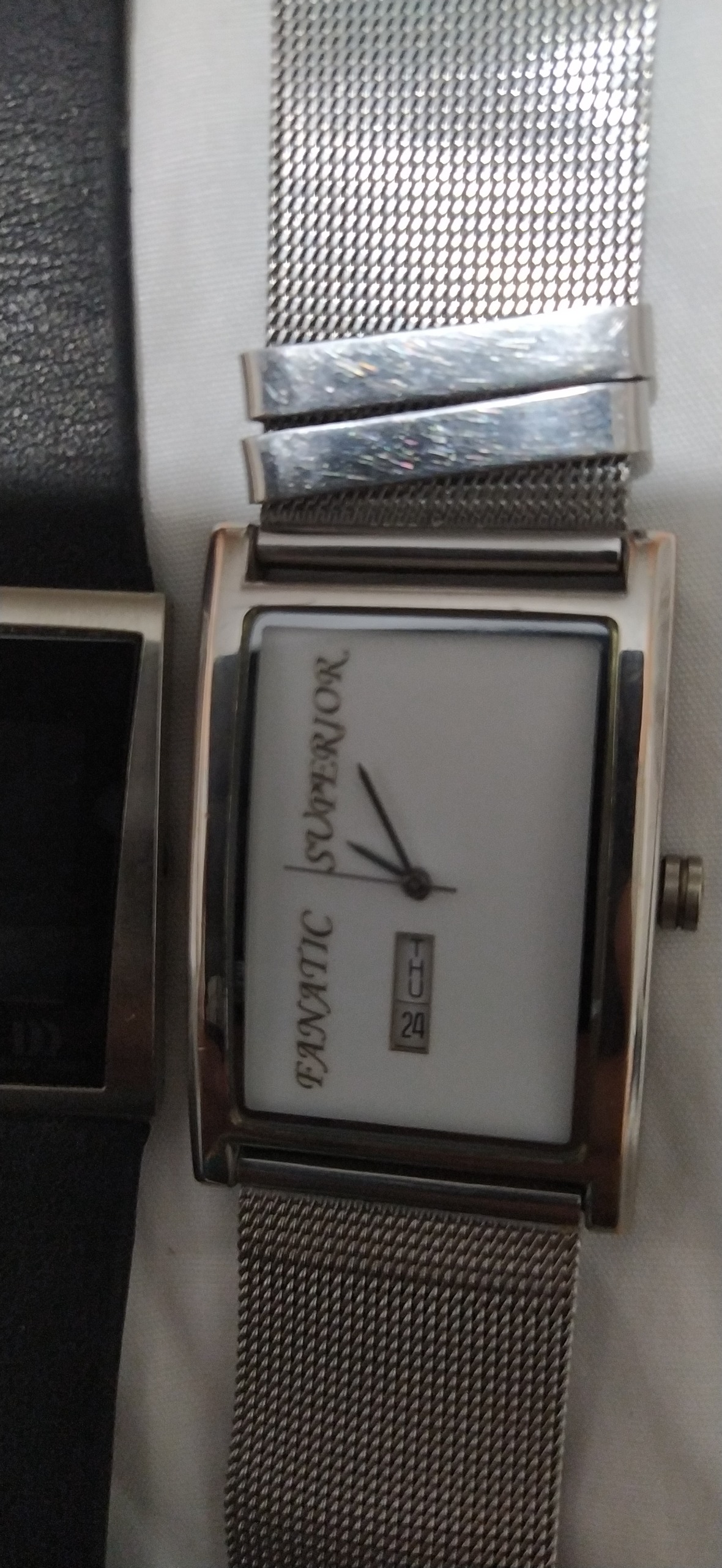 دوعدد ساعت موچی سویسی اصلی فروشی