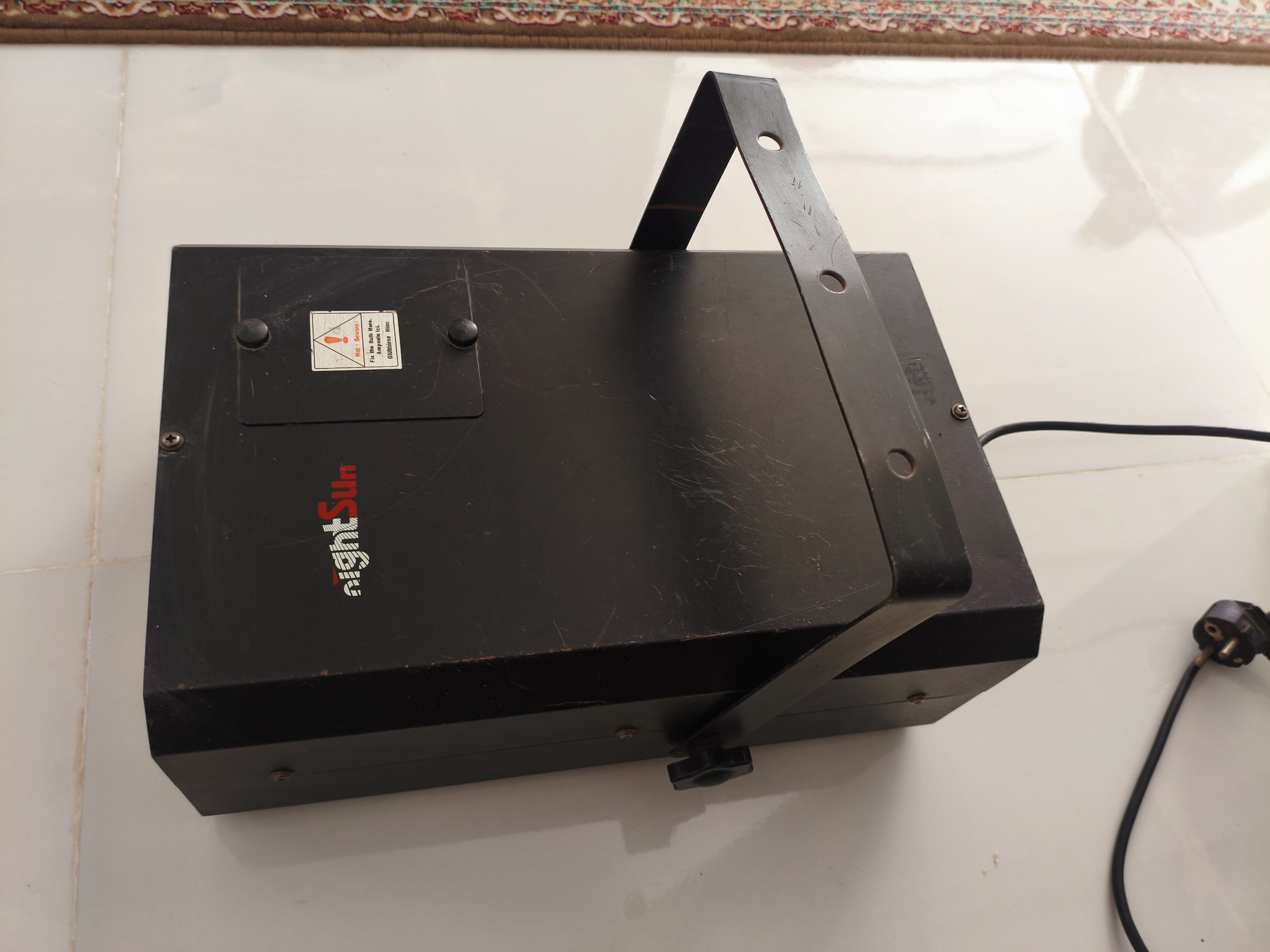 رقص نور پروژکتوری nightsun