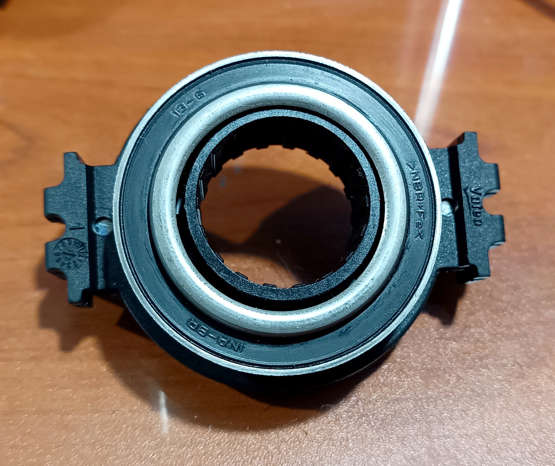 بلبرینگ کلاچ 206 والئو اصلی