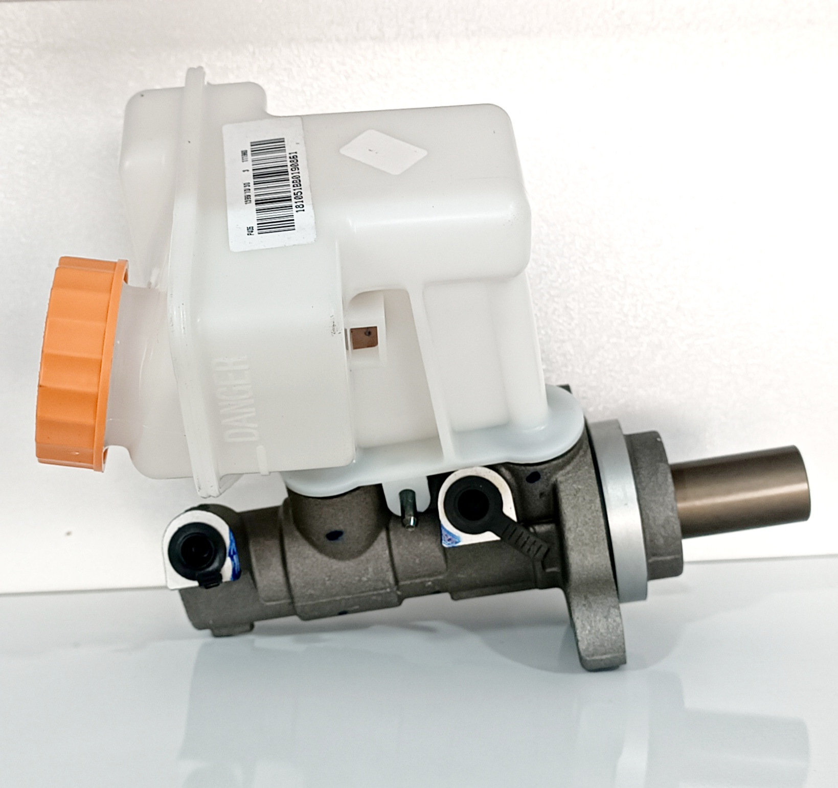 پمپ و مخزن و اورینگ بوستر ترمز 405 کروز